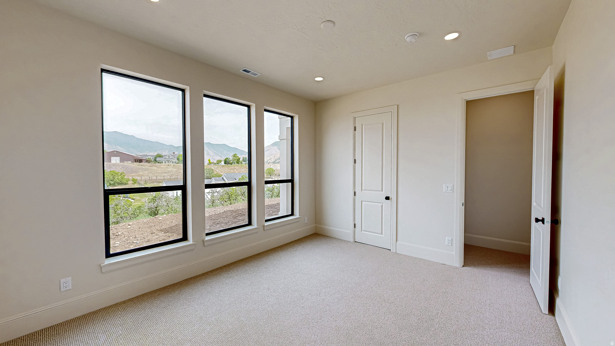890 S SUMMIT CREEK DR #47