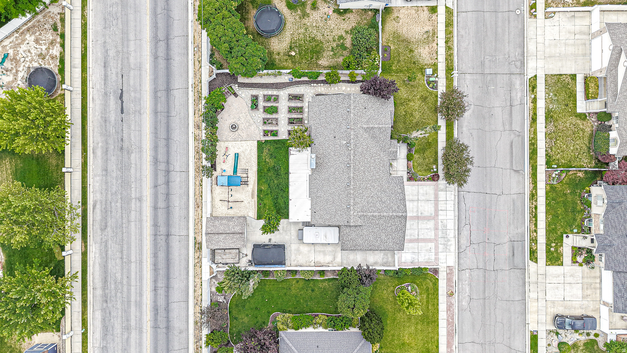2455 W 1540 N