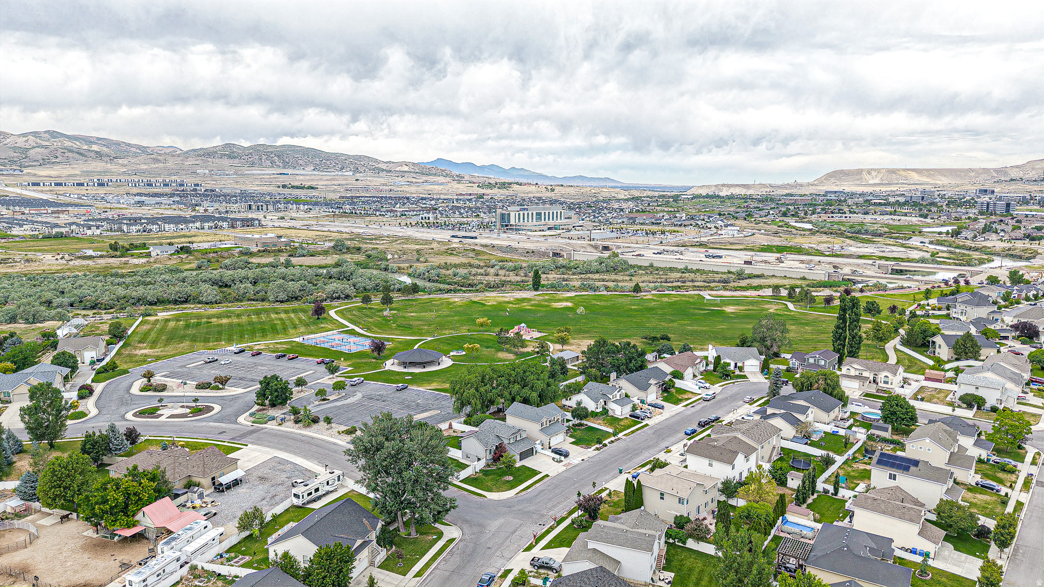 2455 W 1540 N