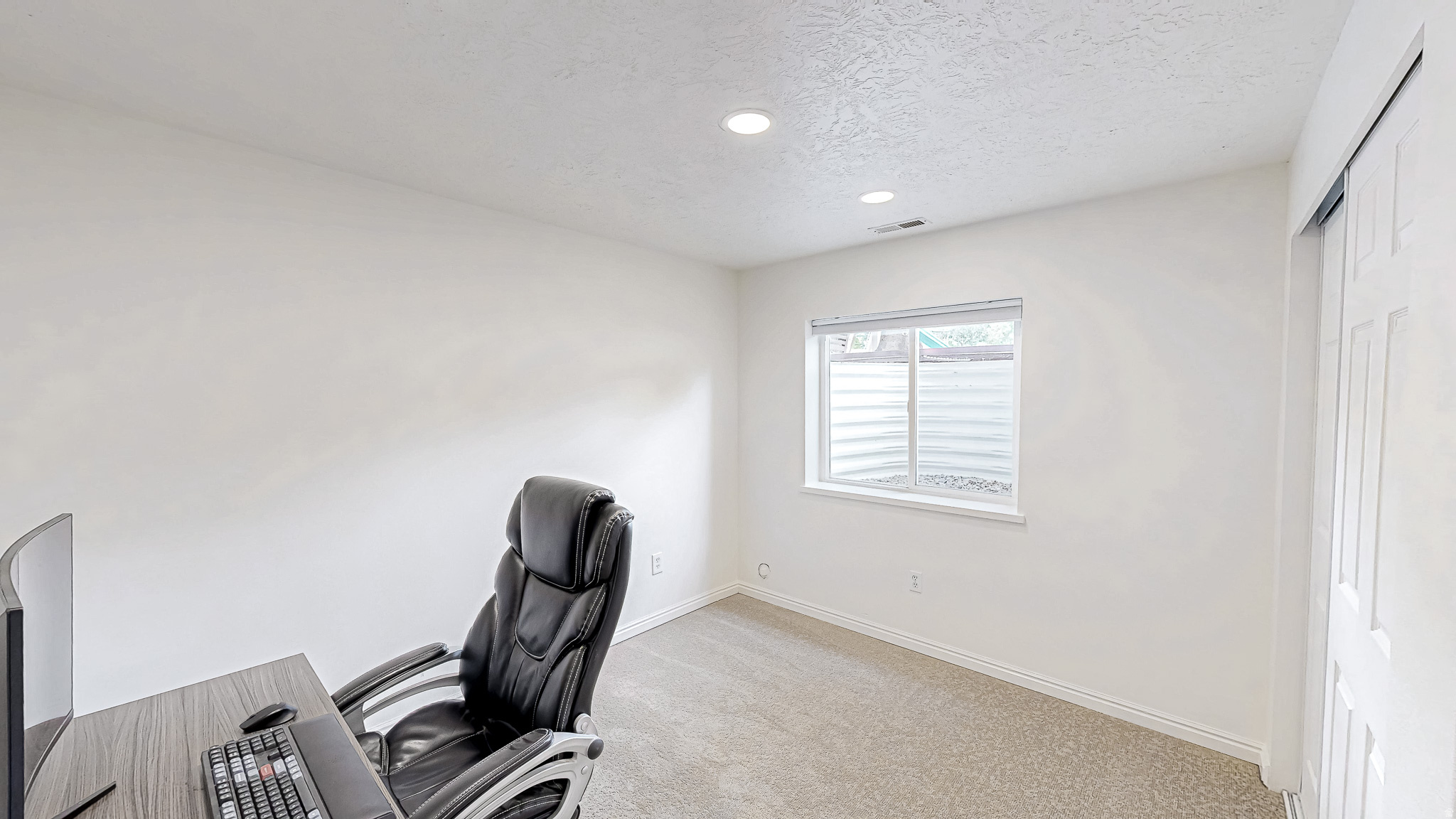 2455 W 1540 N