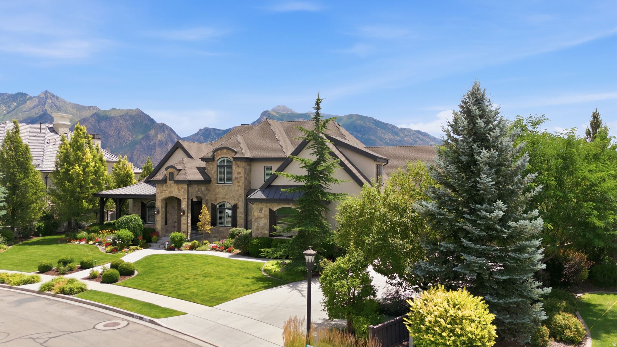 6547 W NORMANDY WAY