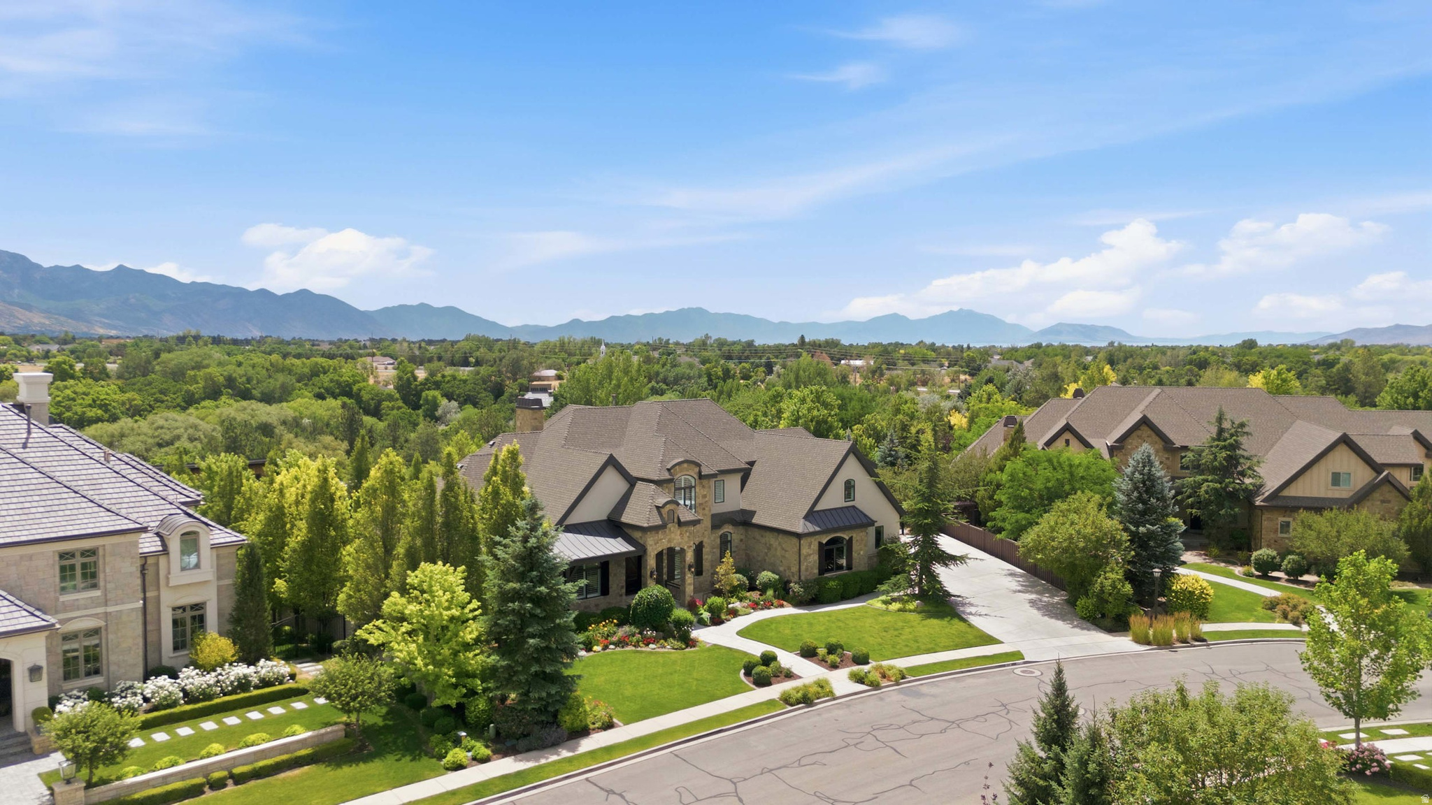 6547 W NORMANDY WAY