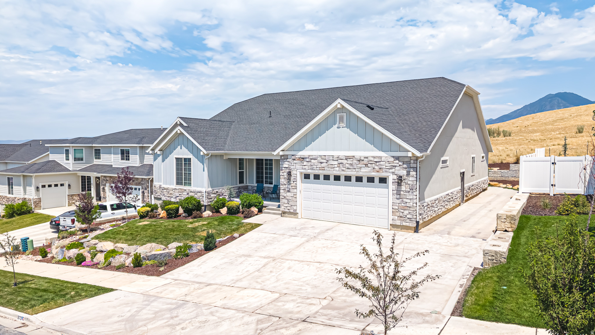 872 W UNION BENCH DR