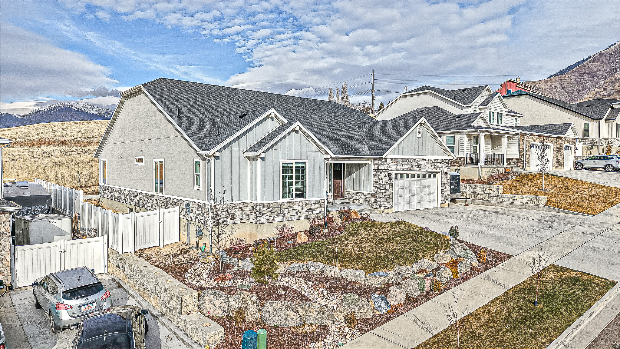 872 W UNION BENCH DR