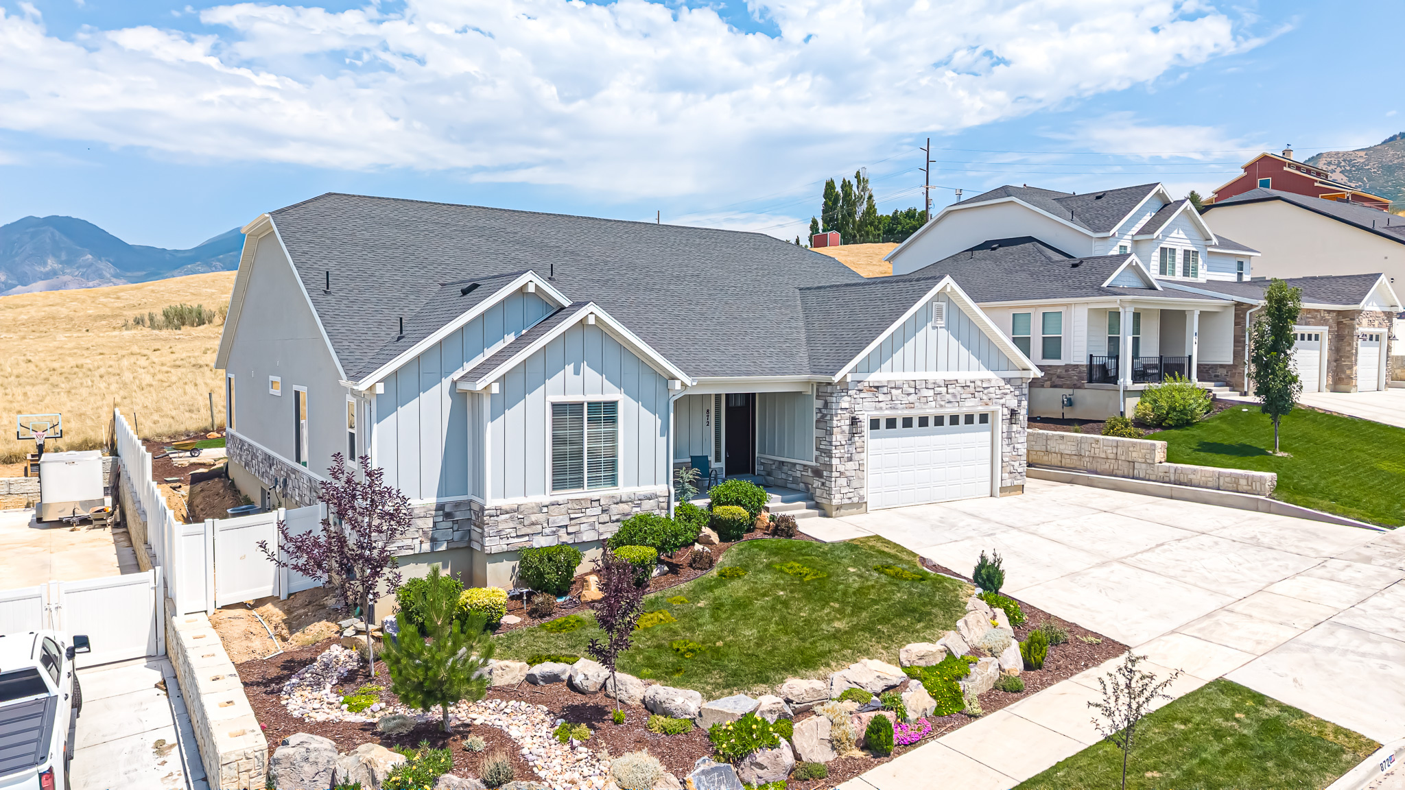 872 W UNION BENCH DR