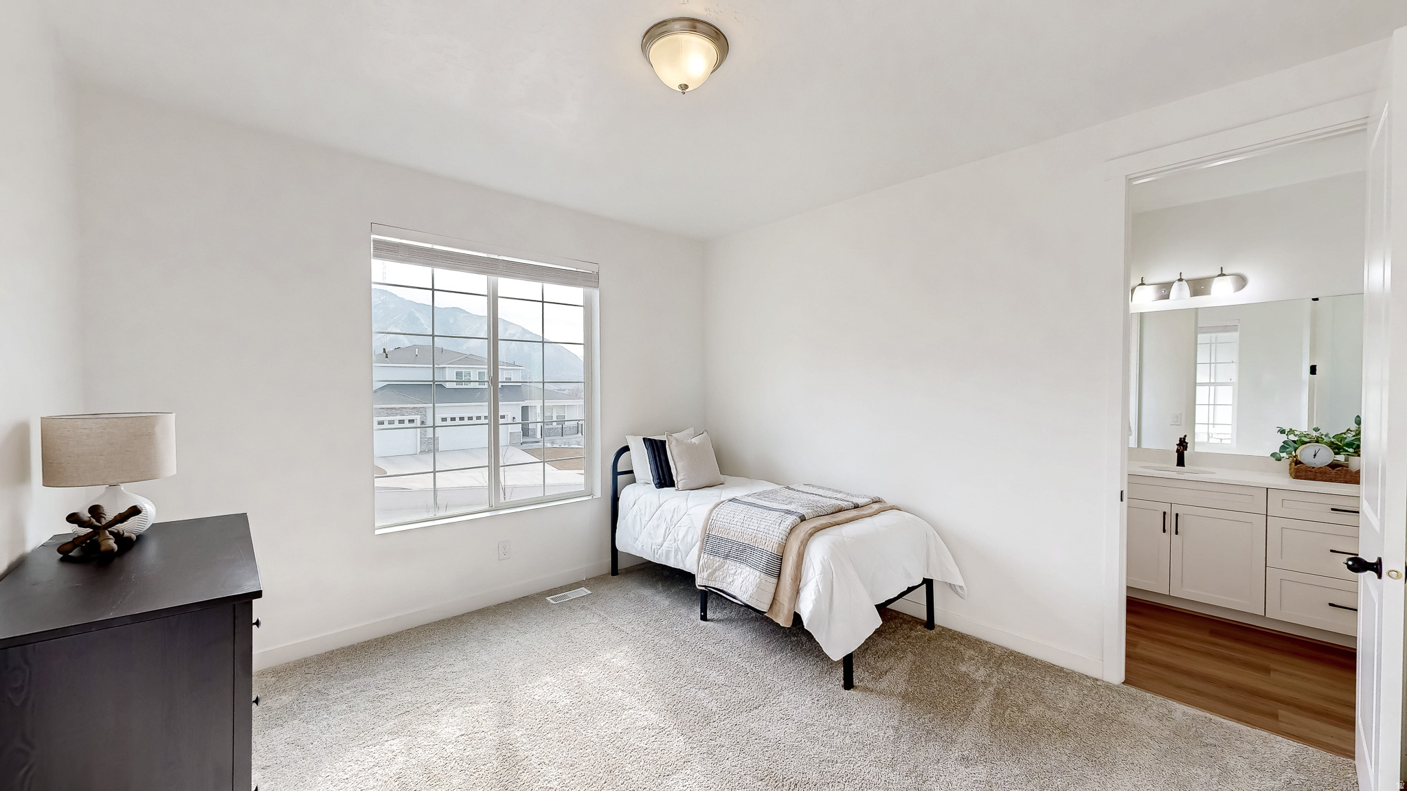 872 W UNION BENCH DR