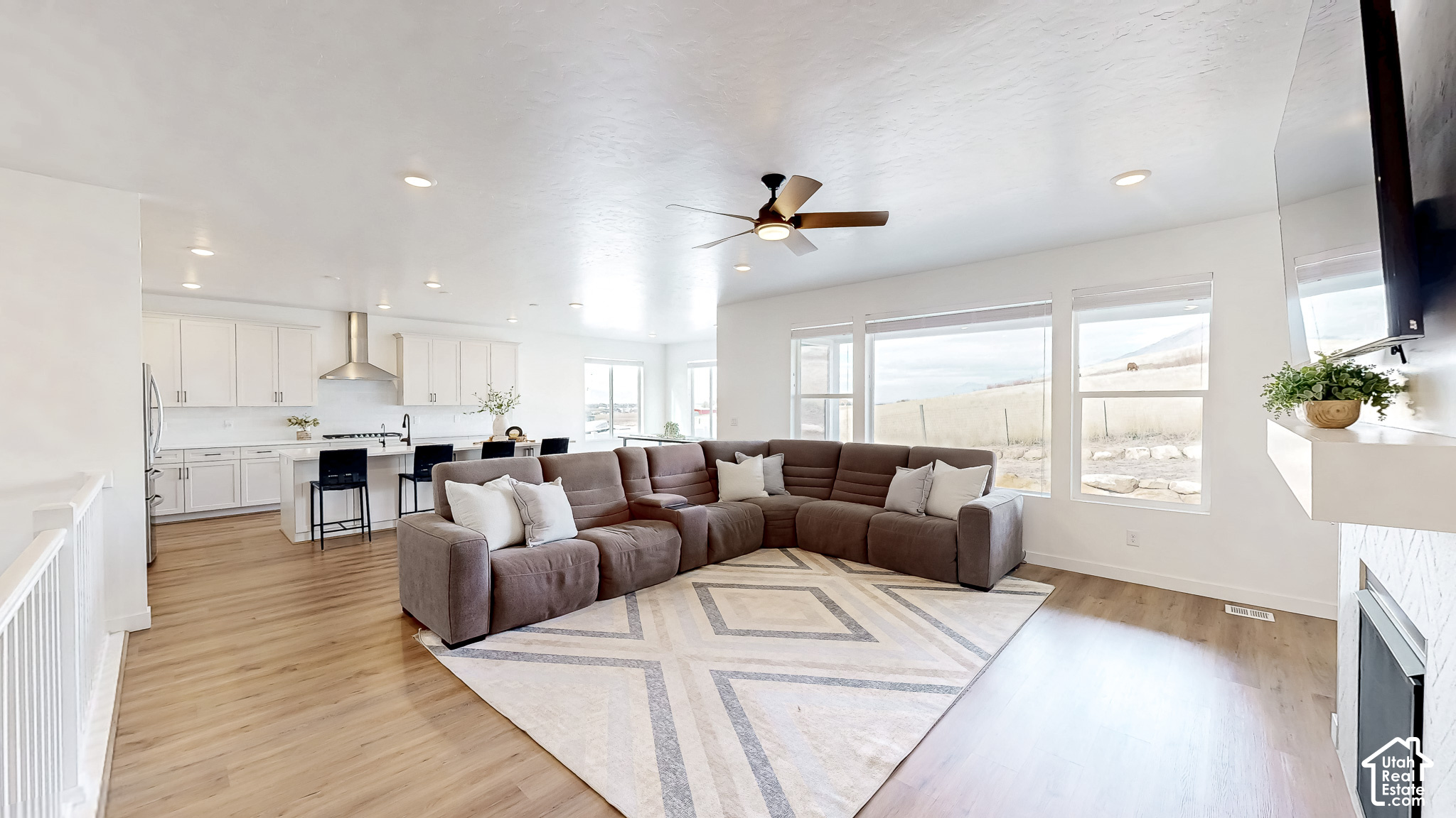 872 W UNION BENCH DR