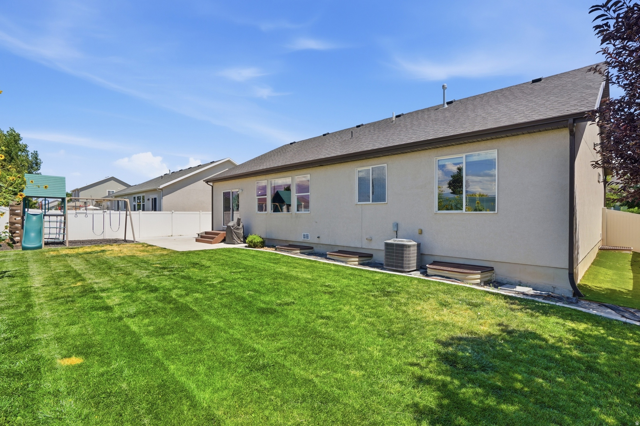699 S JUBILEE DR