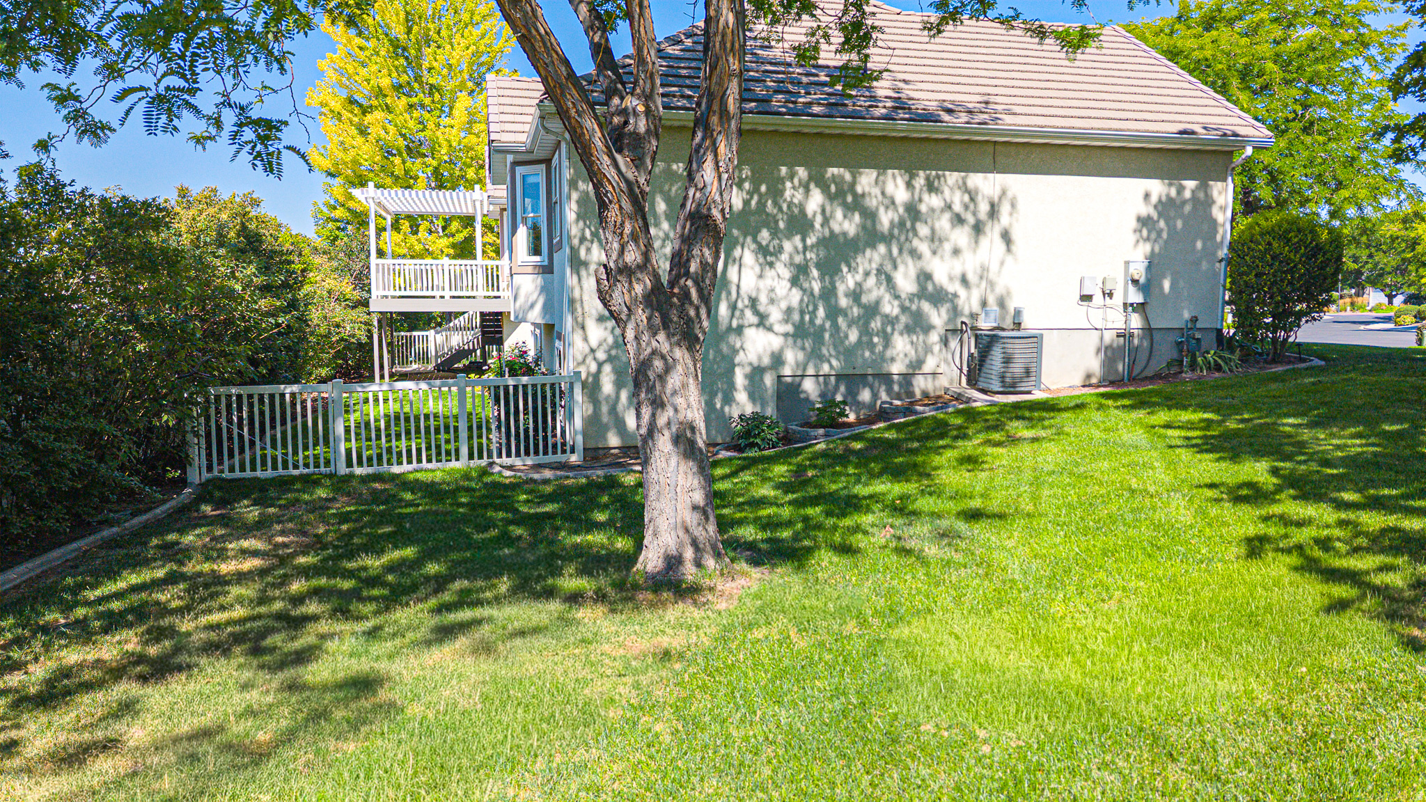 9579 N APPLE CT