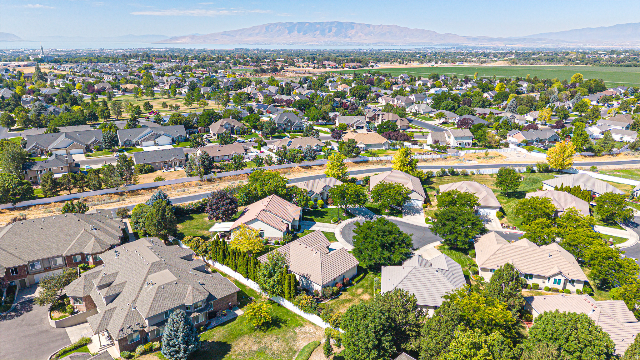 9579 N APPLE CT