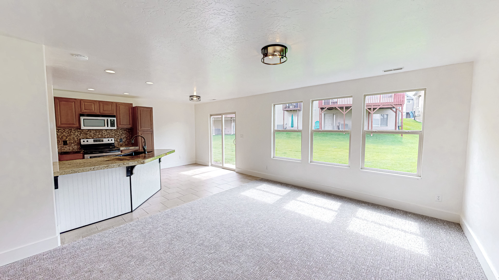 1226 LILY PAD DR