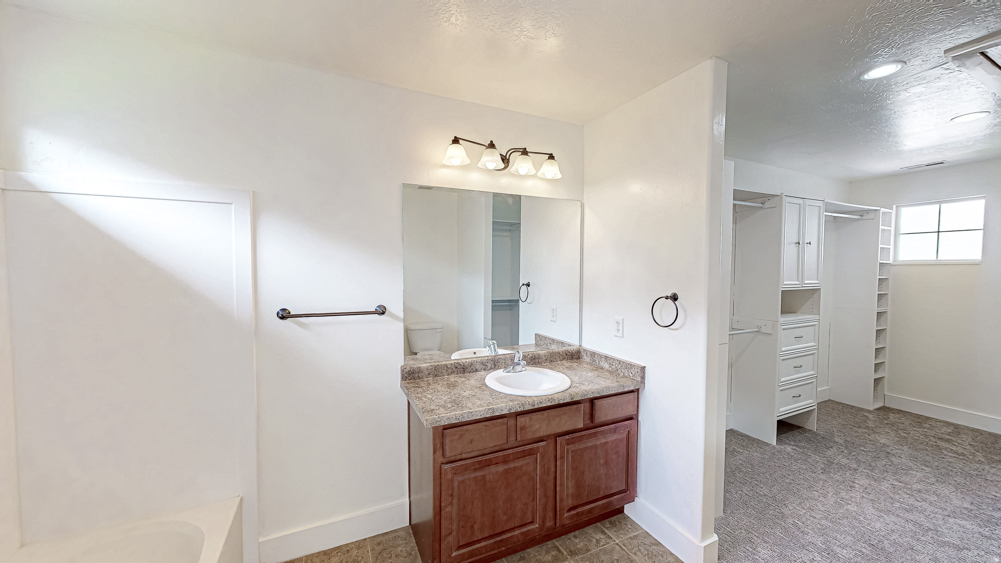 1226 LILY PAD DR