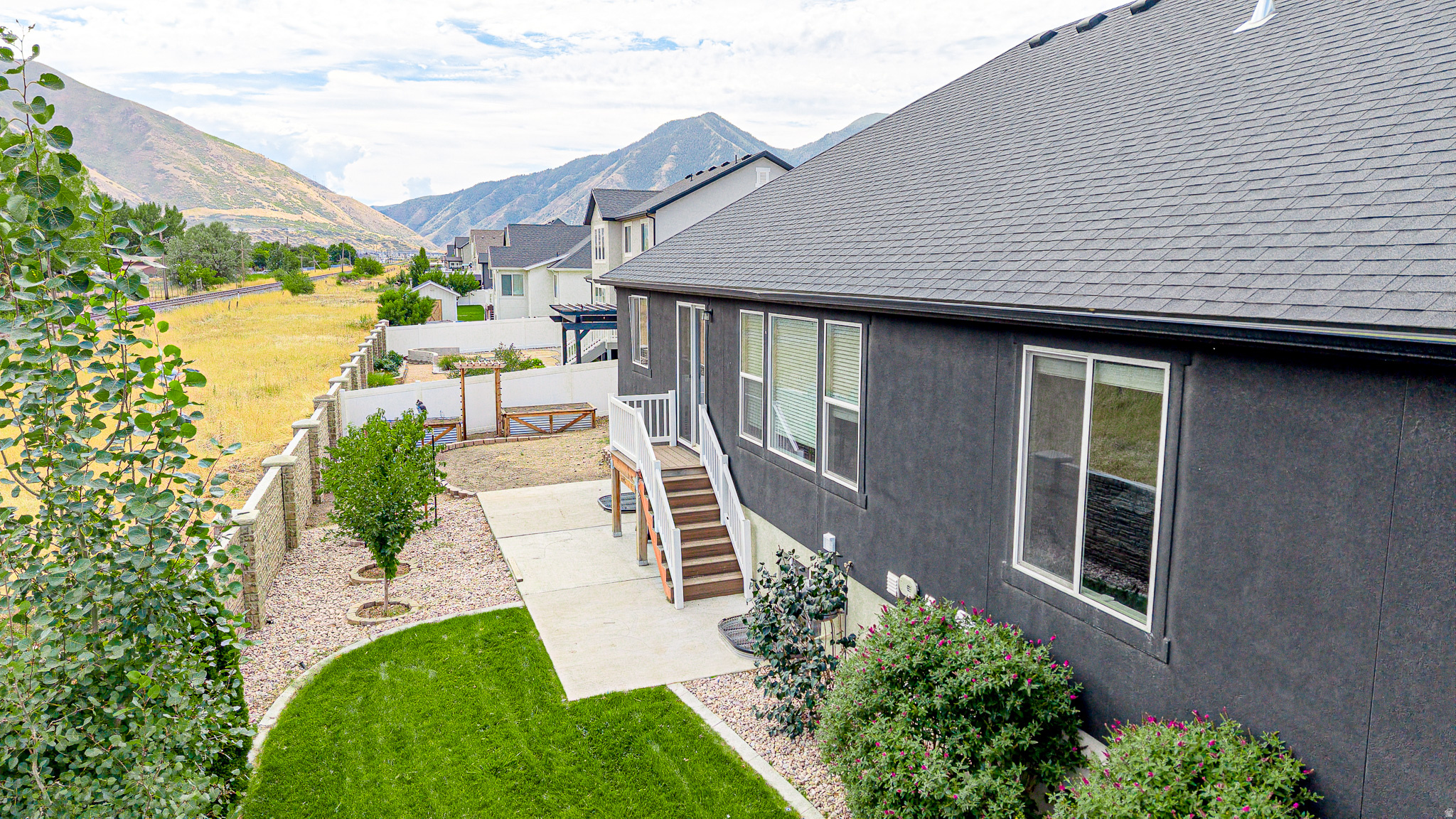 244 N MAPLE BEND DR #71