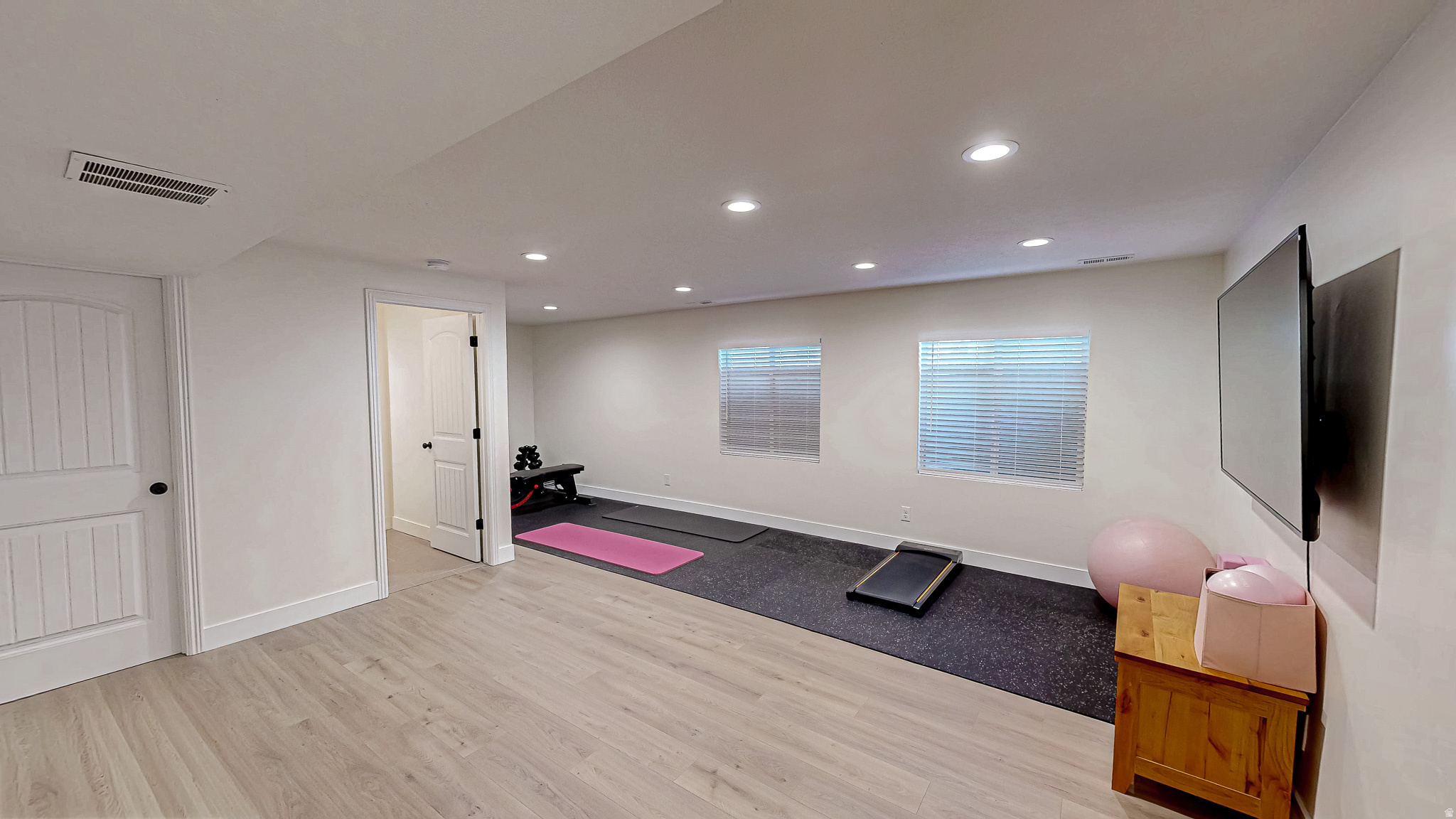 1207 FIREFLY DR