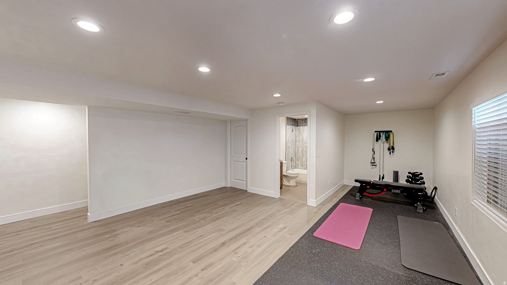 1207 FIREFLY DR