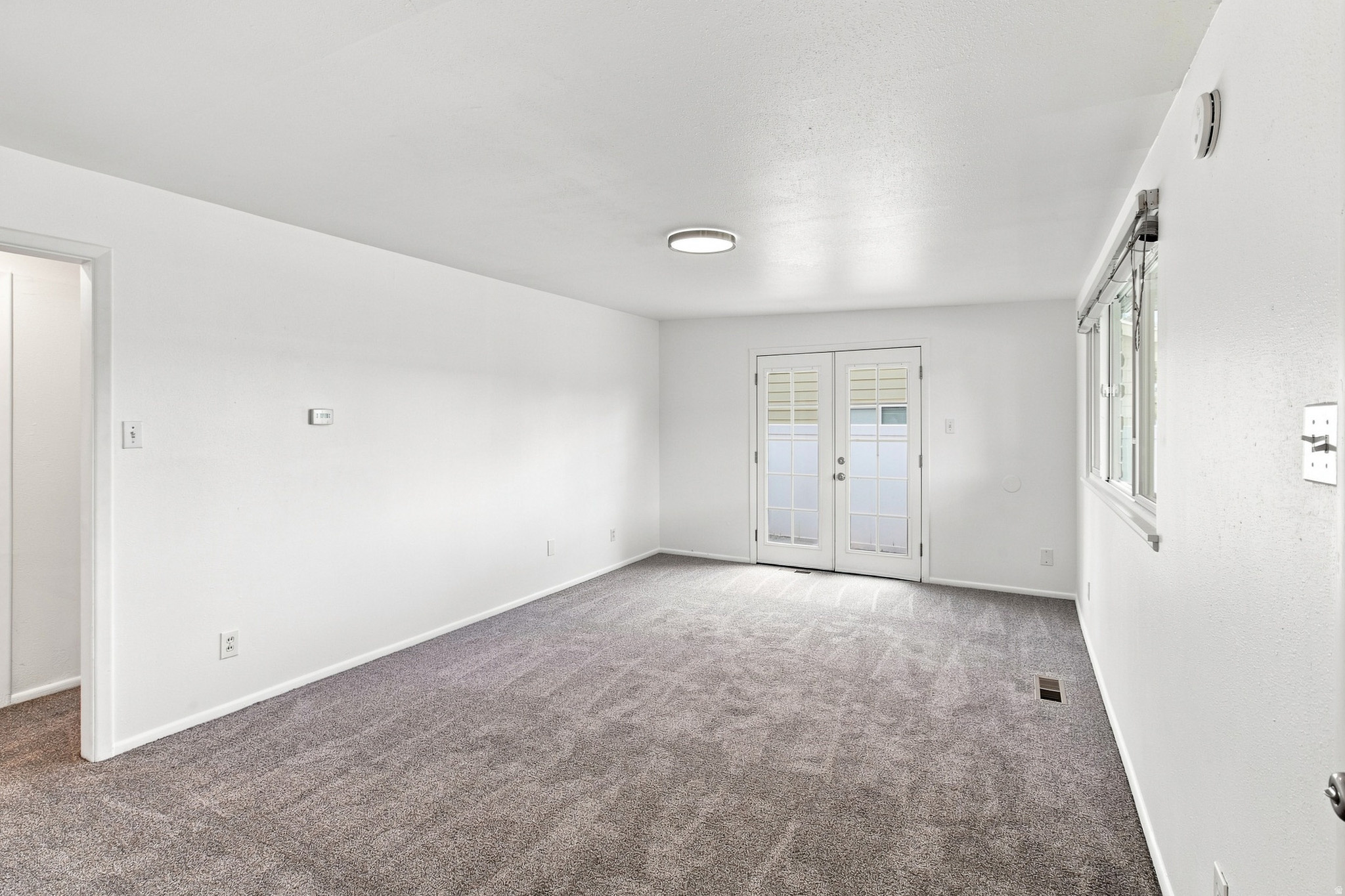 1106 W 450 N