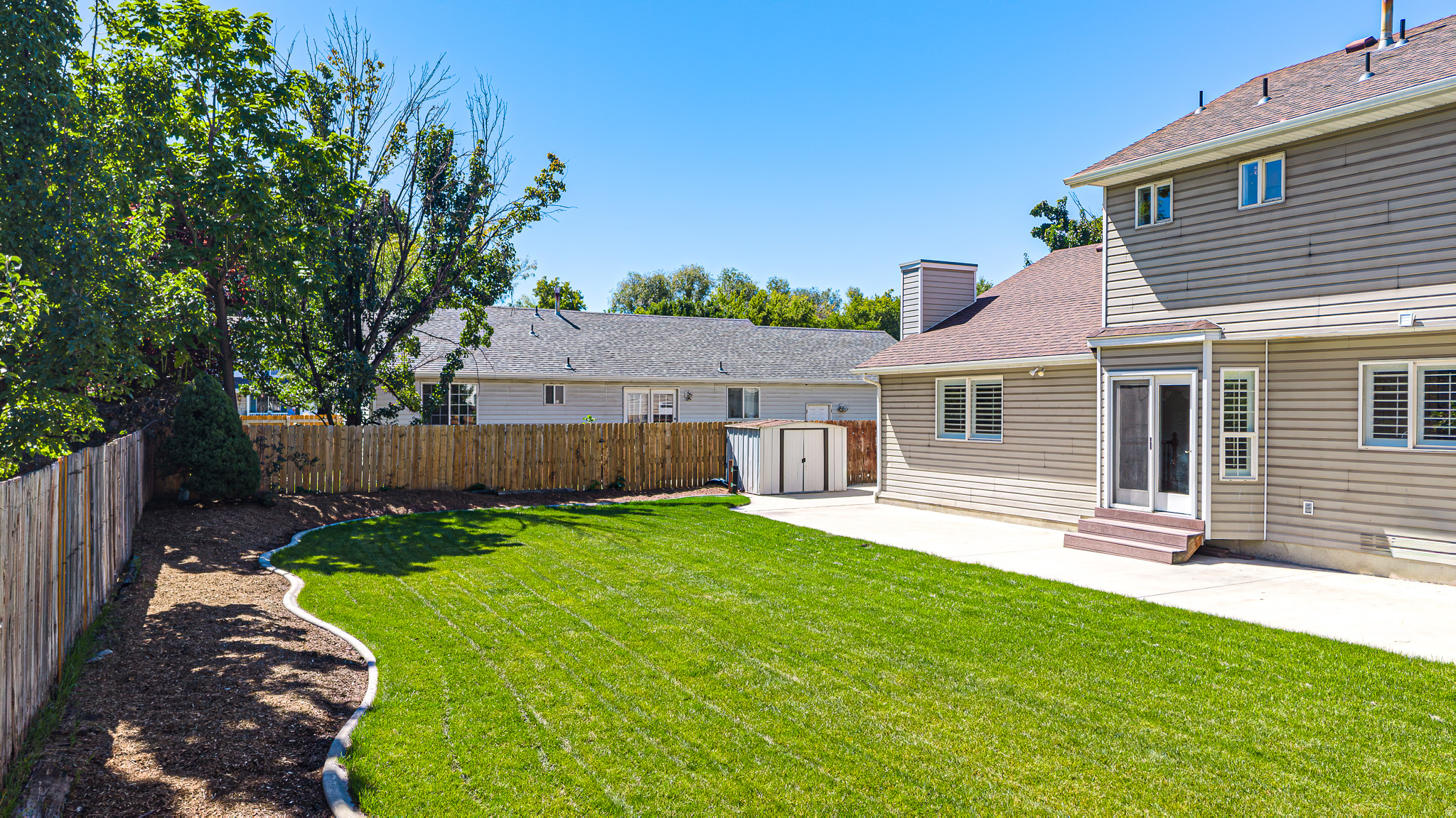 424 N 2220 W