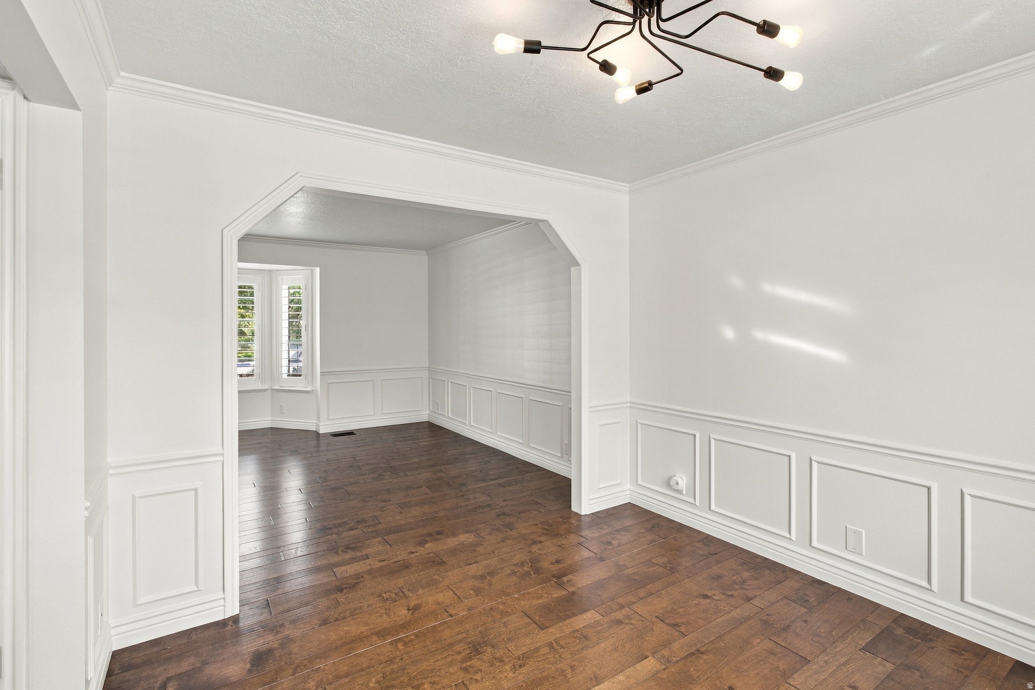 424 N 2220 W