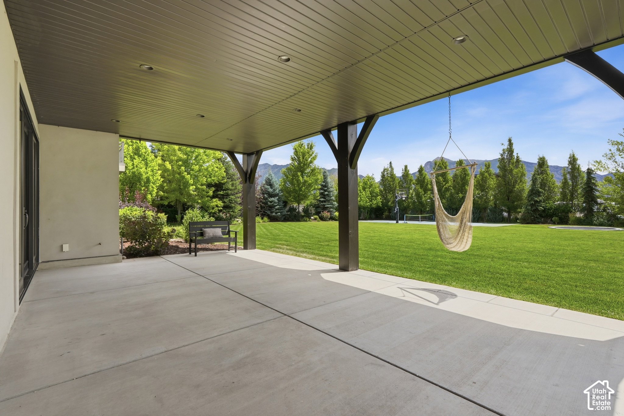 6547 W NORMANDY WAY
