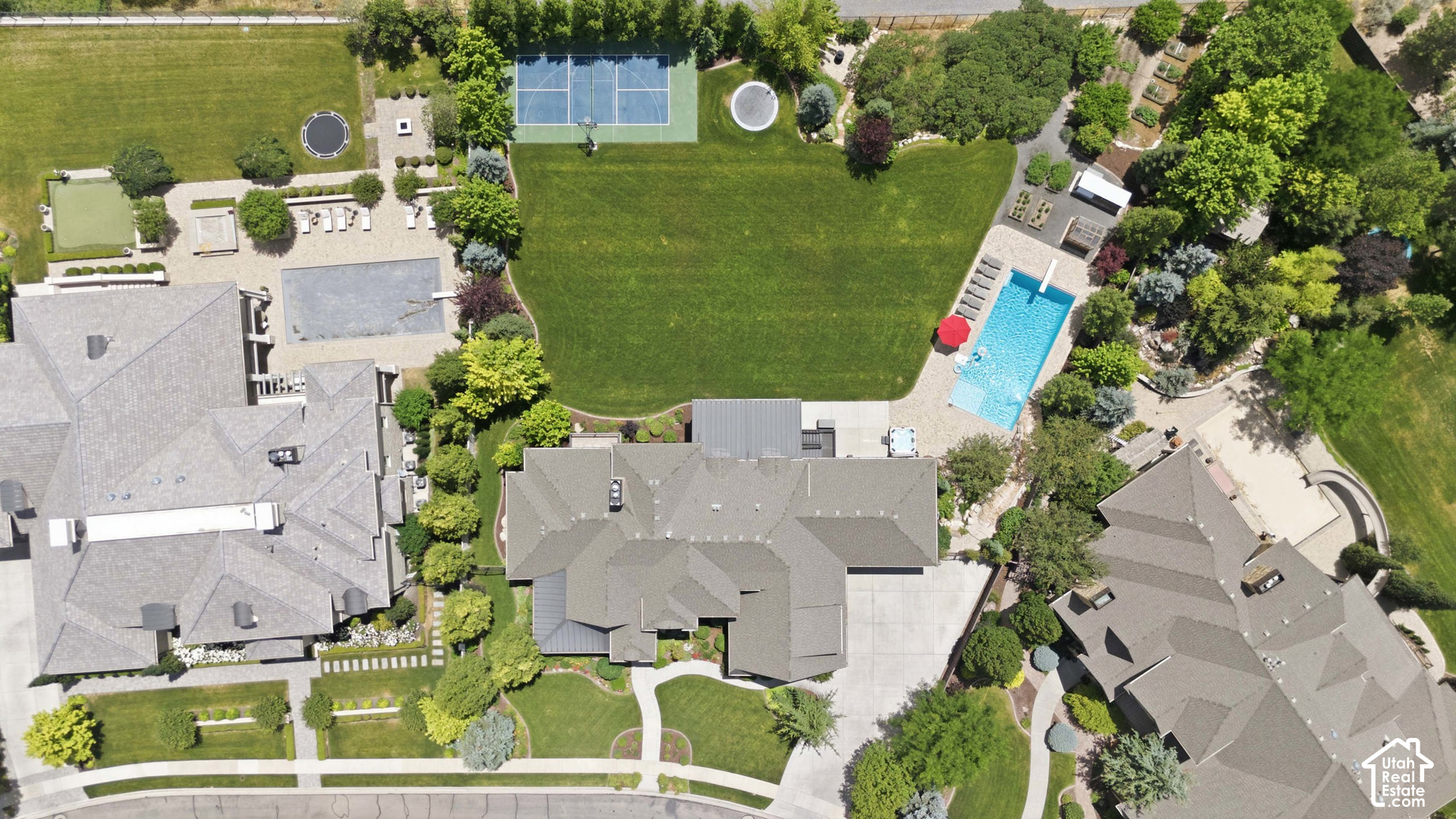 6547 W NORMANDY WAY