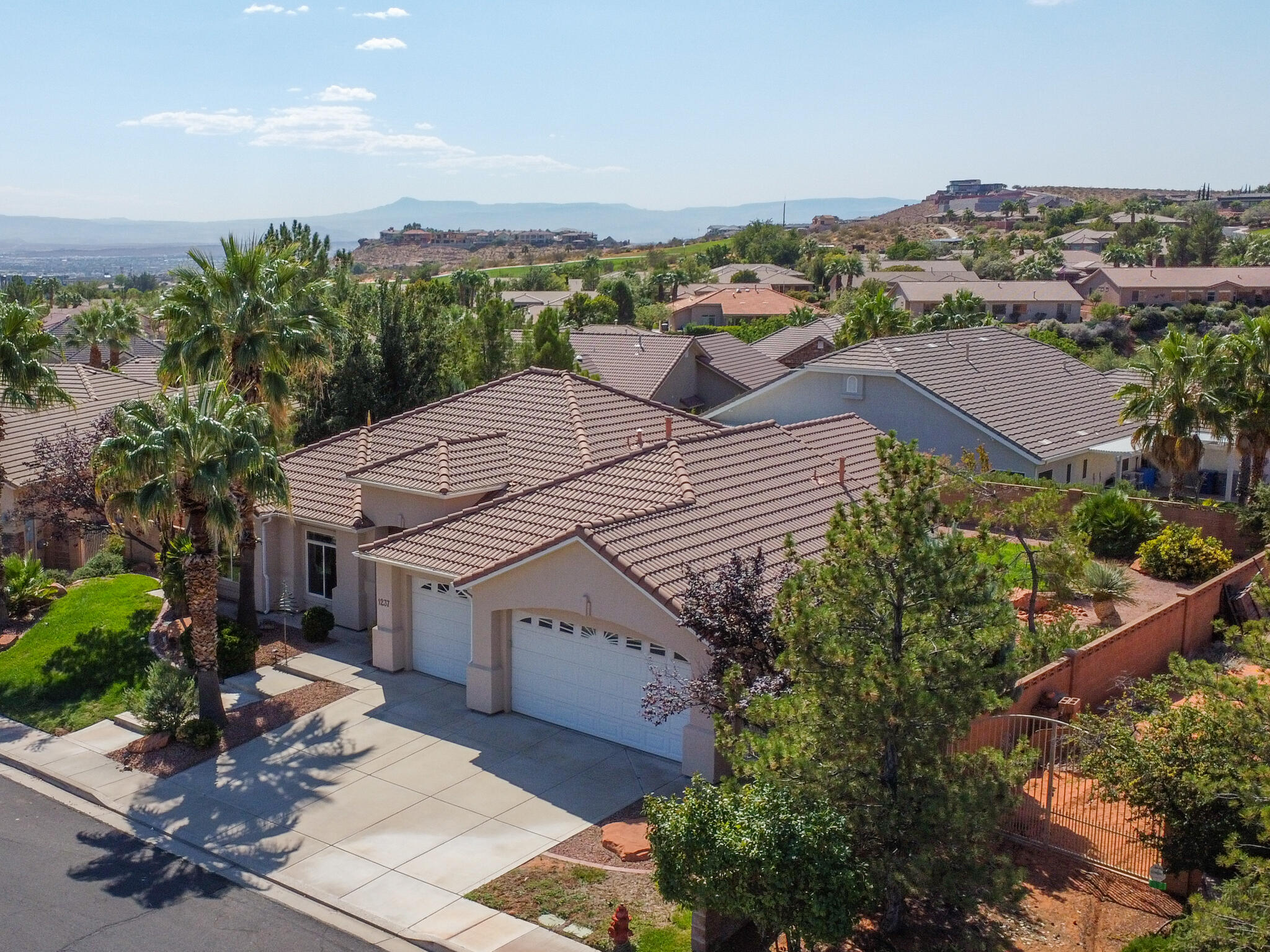 1237 W Green Springs Heights North DR N