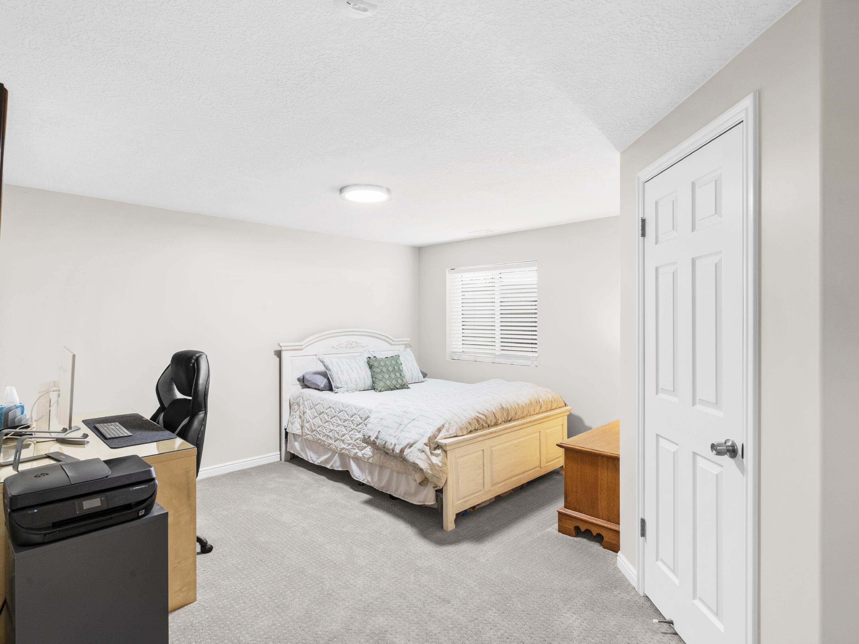 3470 N 2675 W