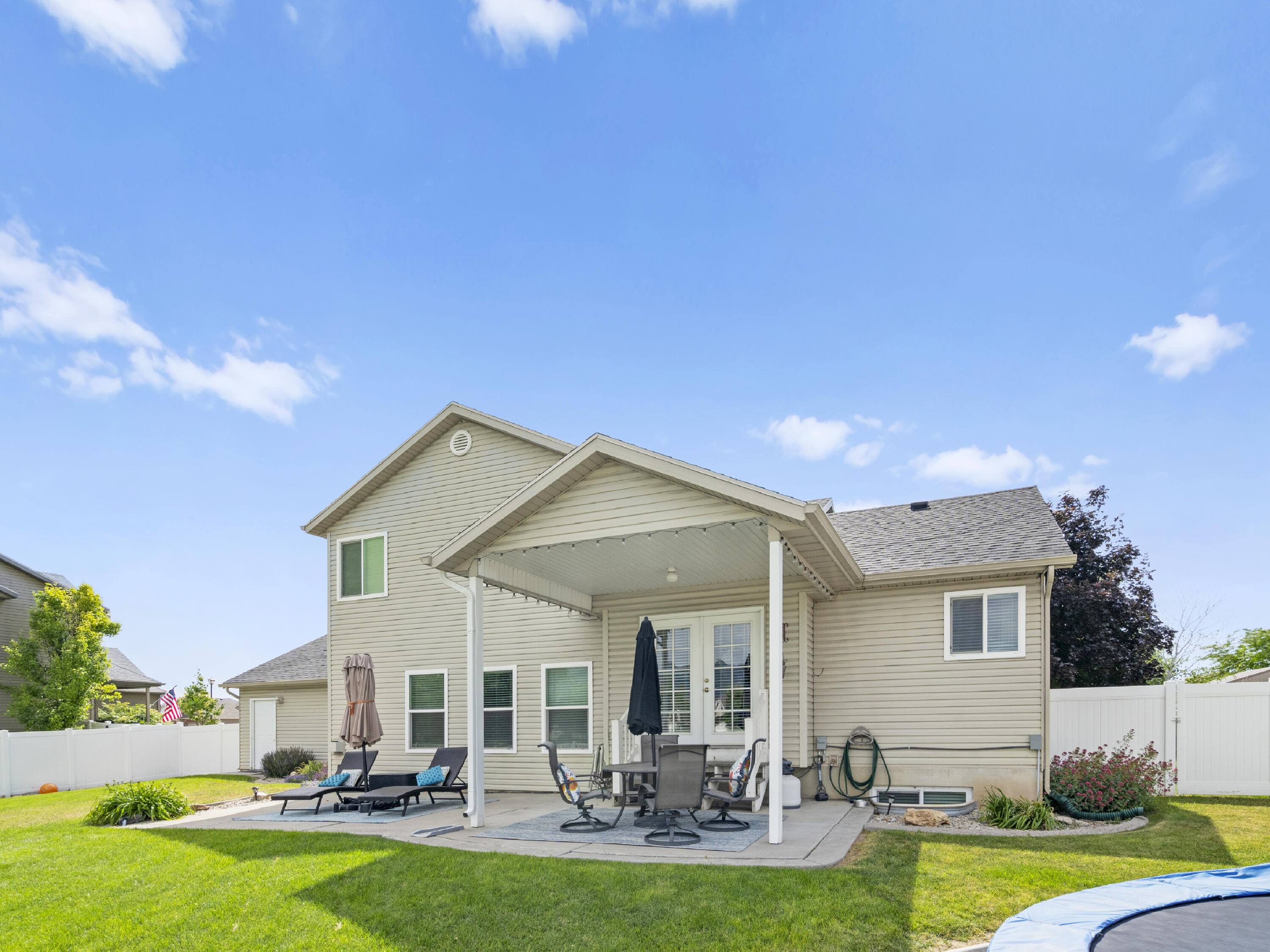 3470 N 2675 W