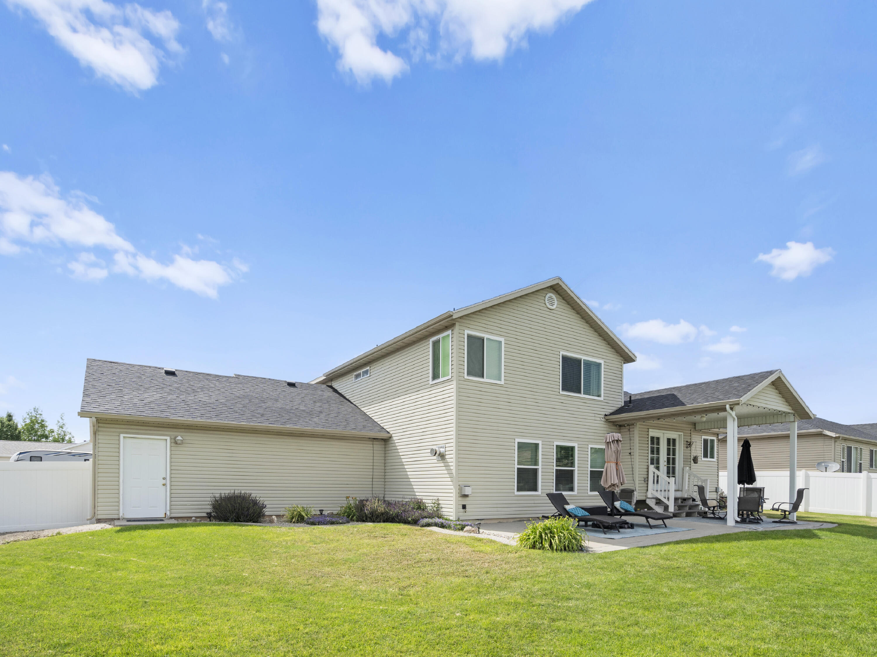 3470 N 2675 W