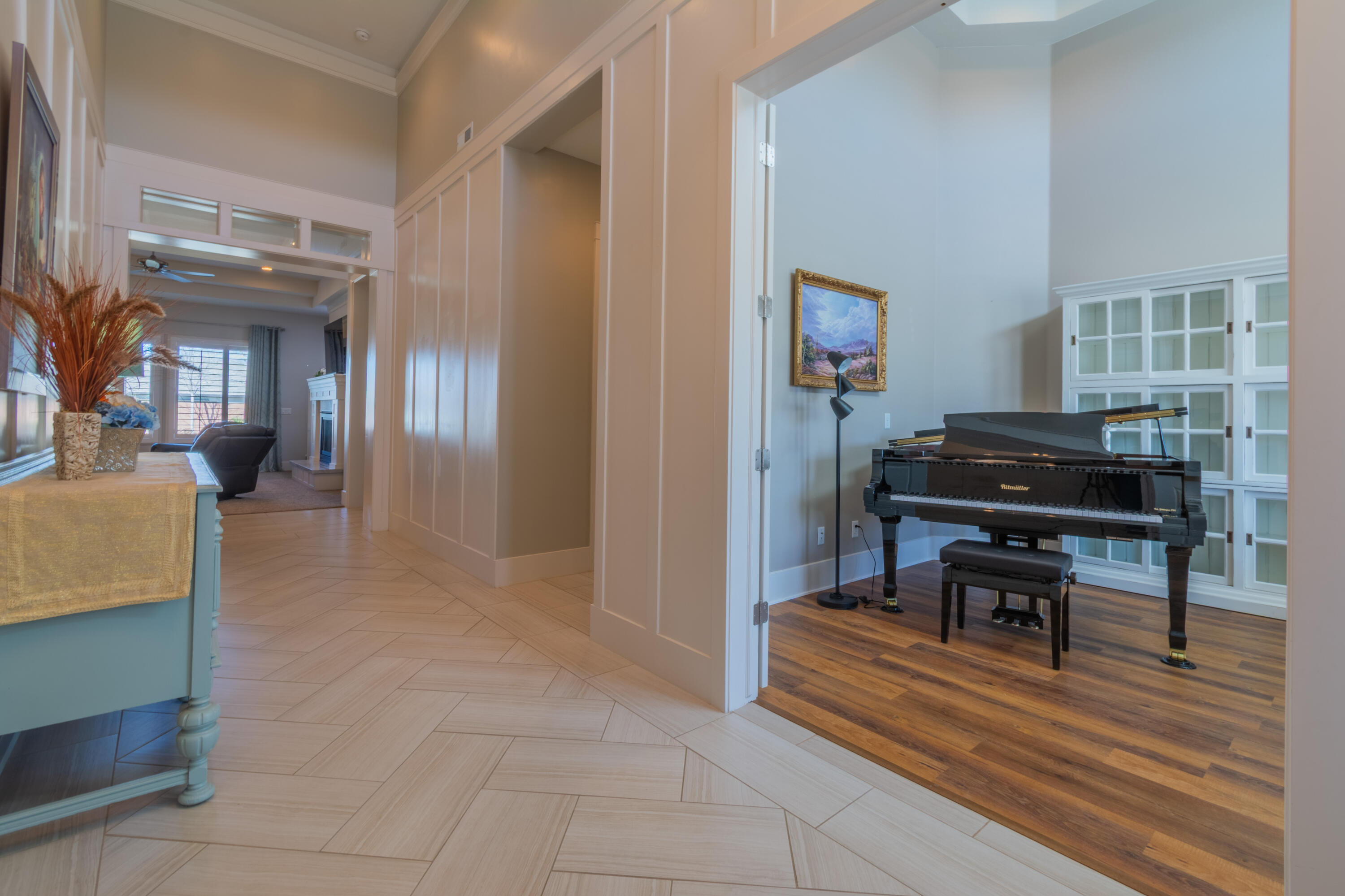 152 W Sage LN