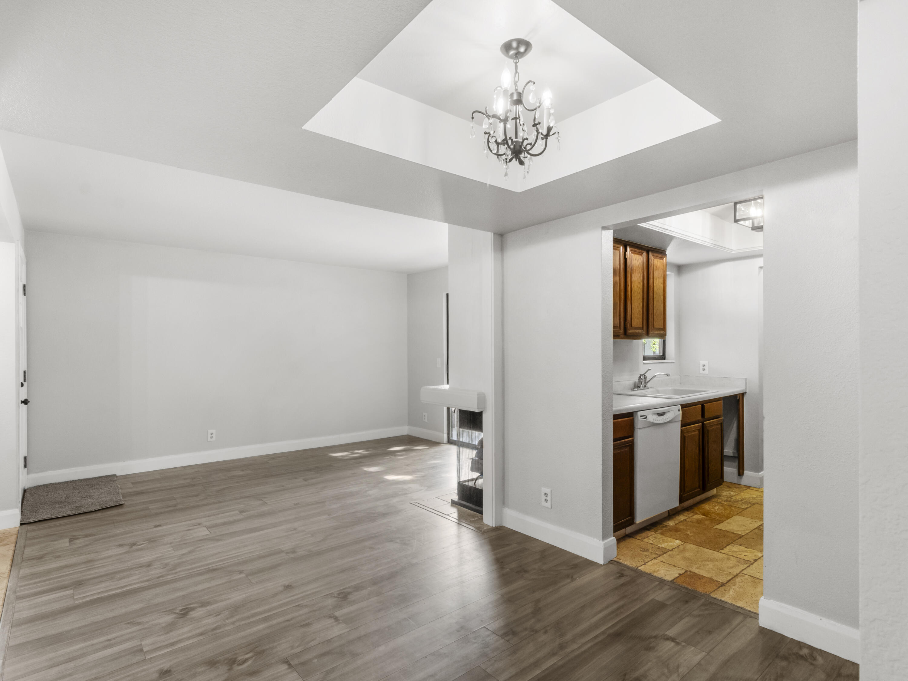 6844 Countrywoods Cir CIR 5E