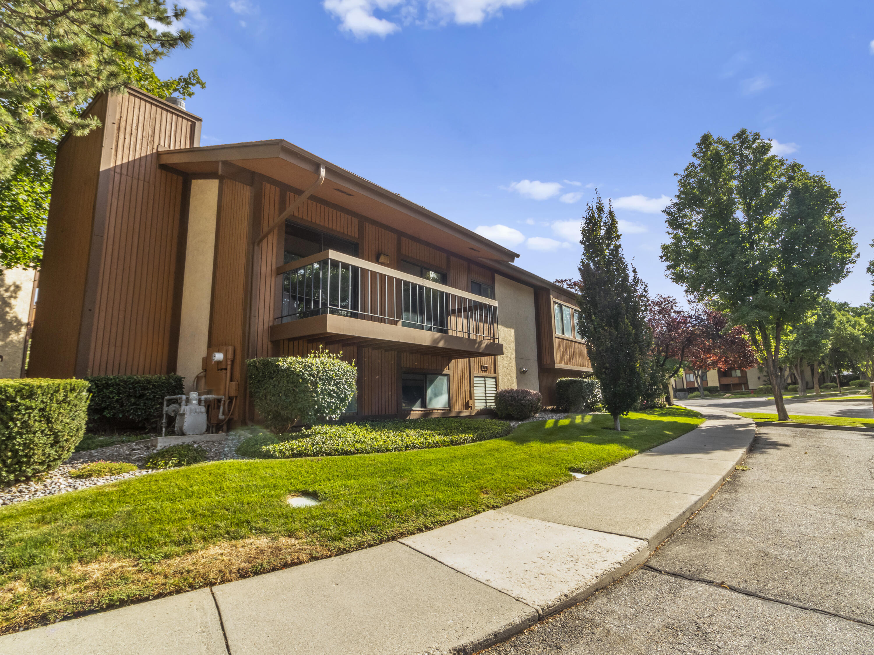 6844 Countrywoods Cir CIR 5E