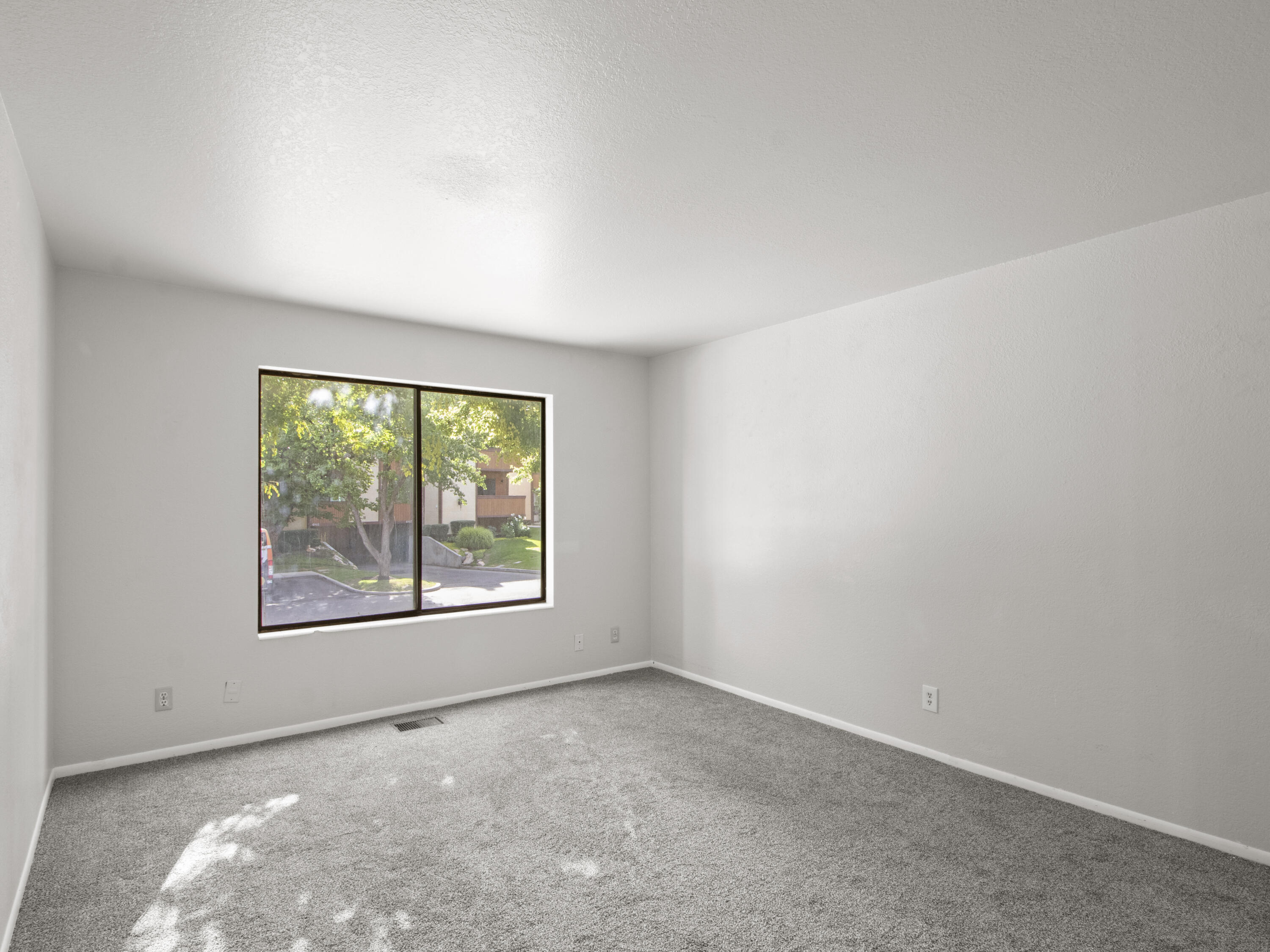 6844 Countrywoods Cir CIR 5E