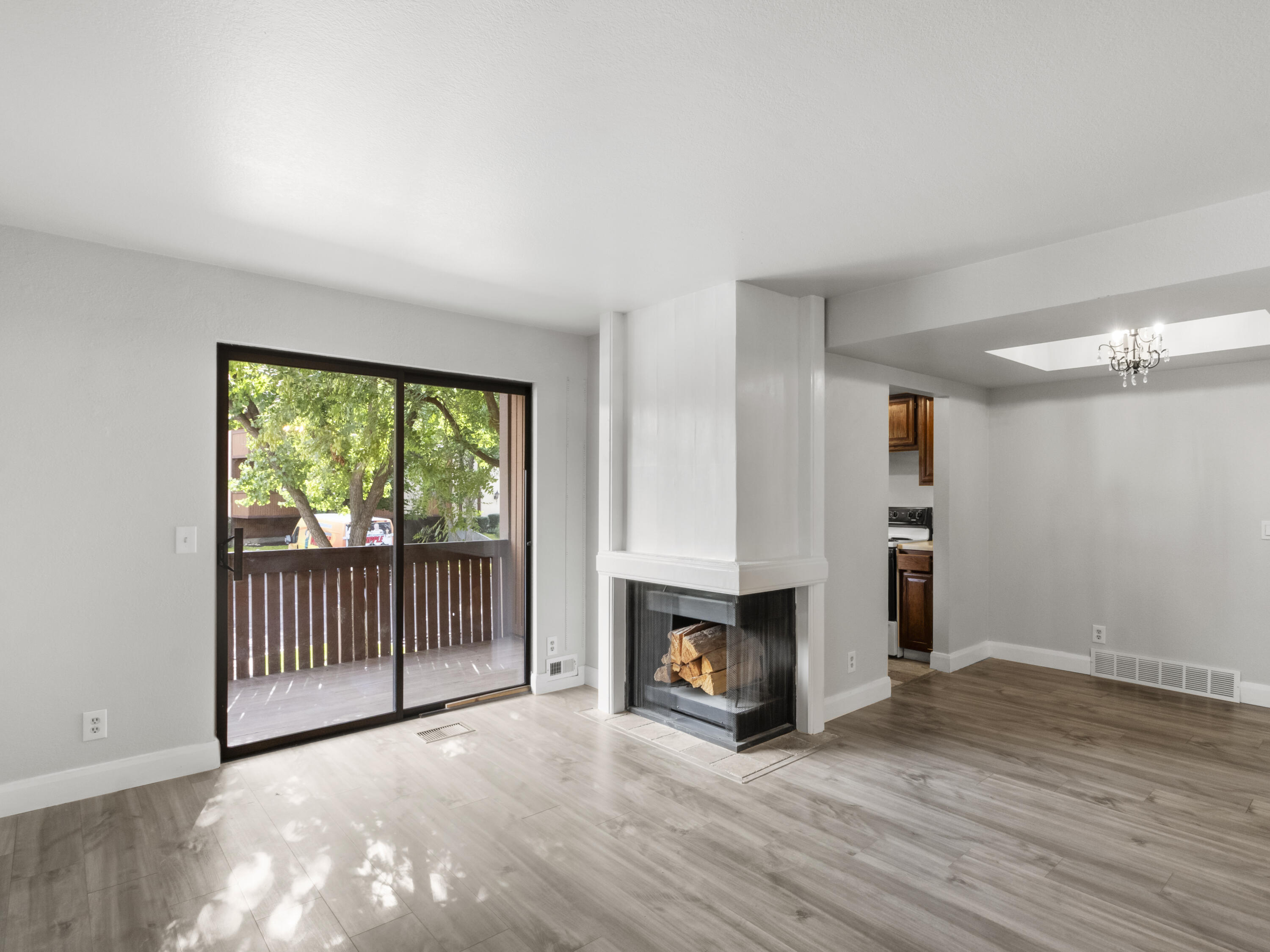 6844 Countrywoods Cir CIR 5E