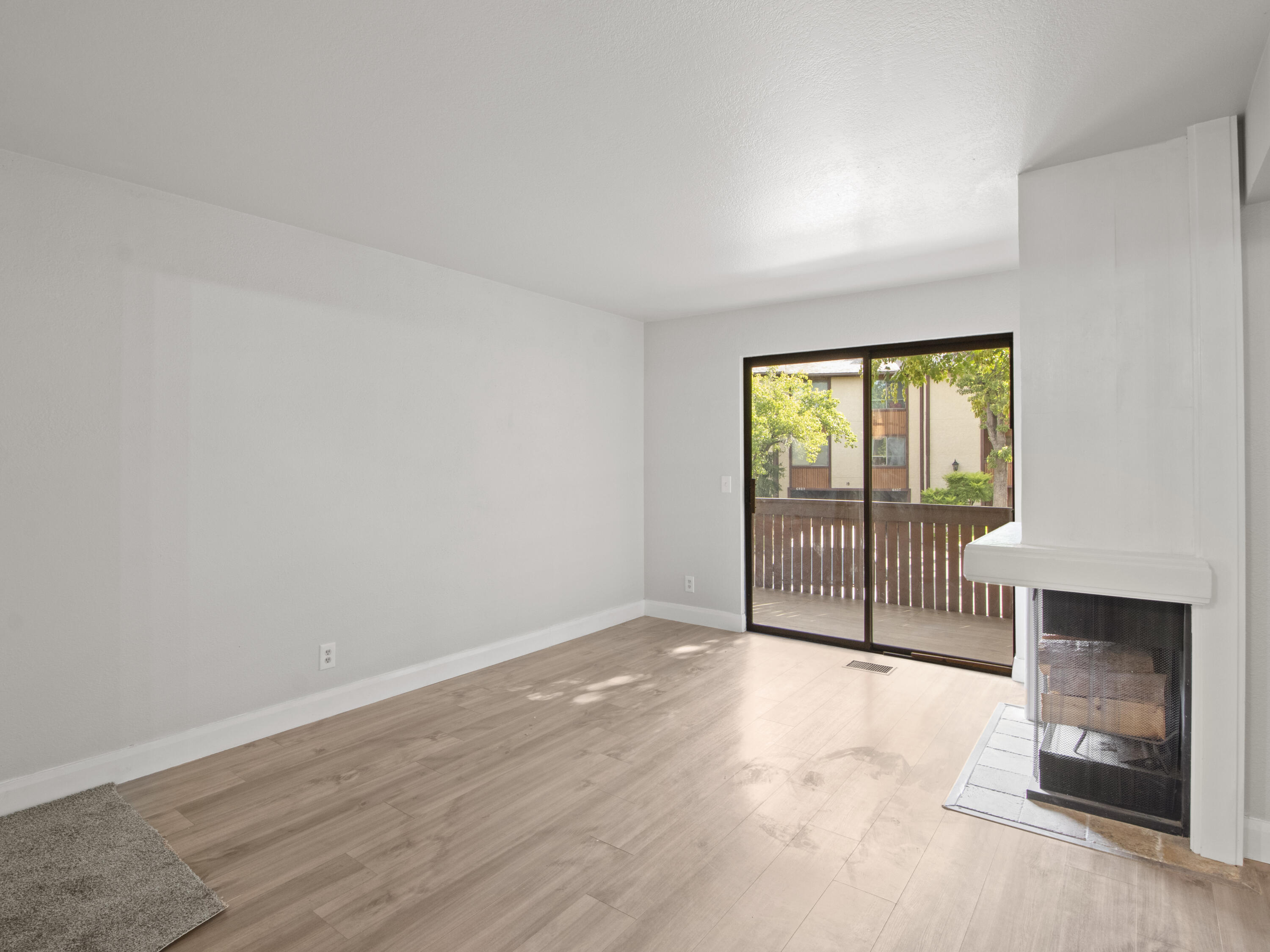 6844 Countrywoods Cir CIR 5E