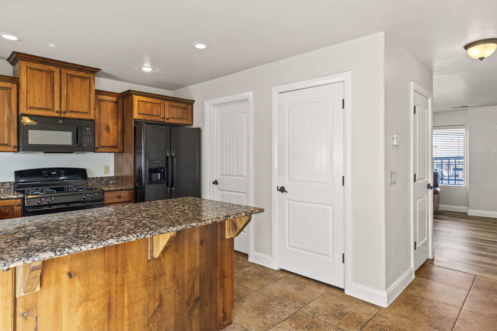 920 S 25 E Unit: #10c