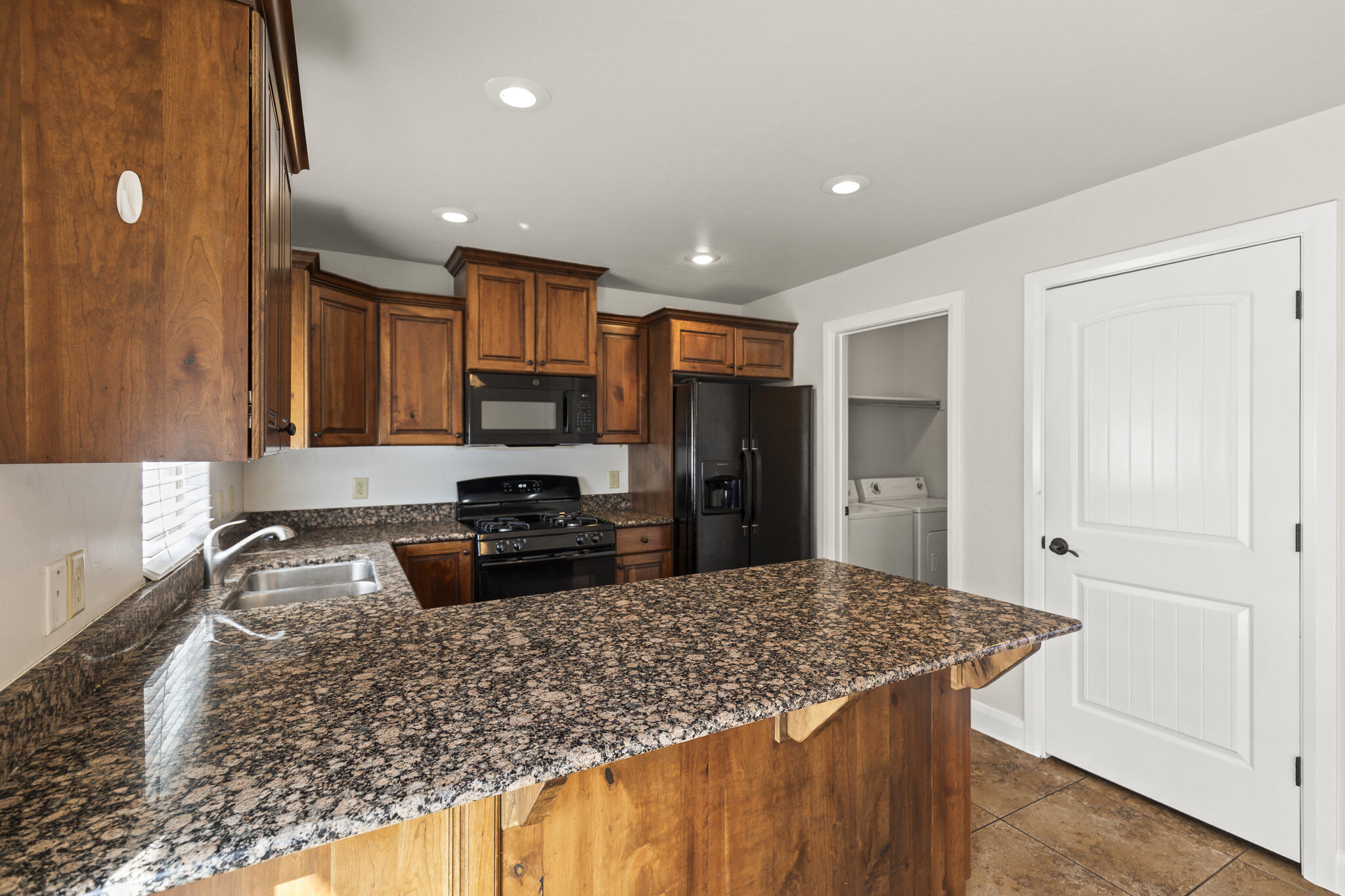 920 S 25 E Unit: #10c