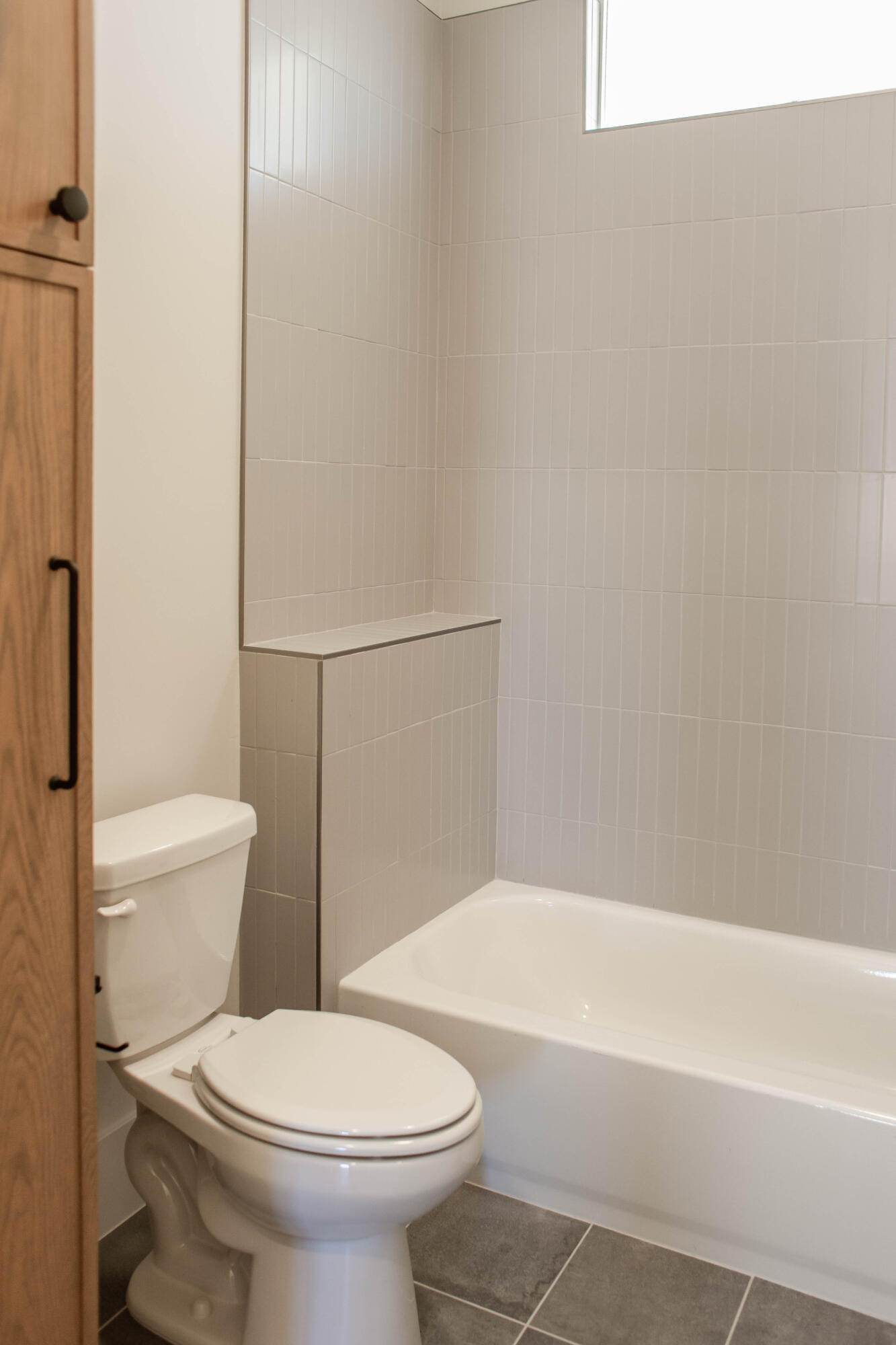 302 E Mayfield Woods LN