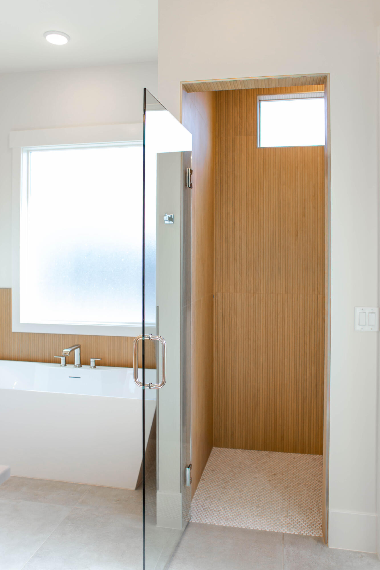 302 E Mayfield Woods LN