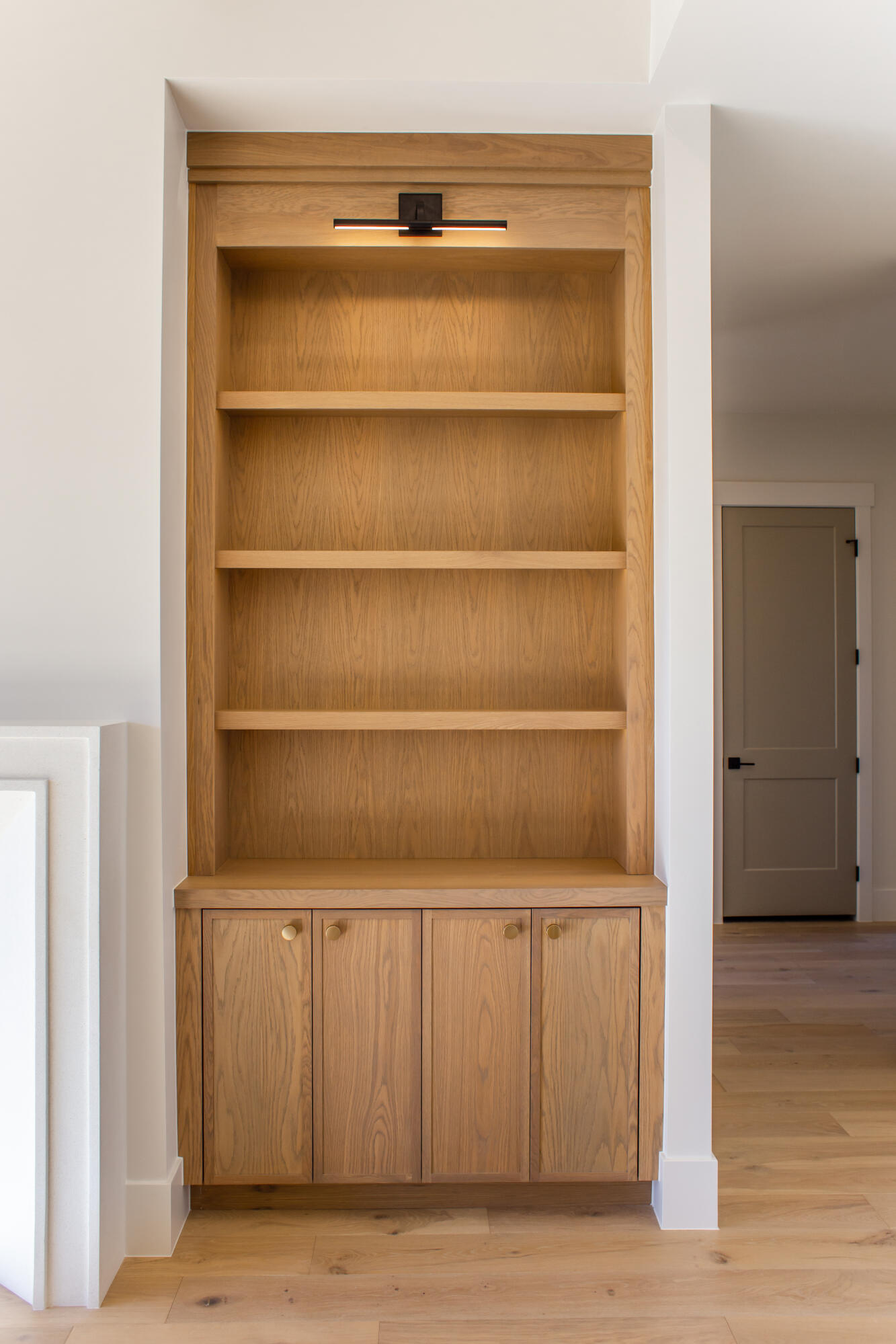 302 E Mayfield Woods LN