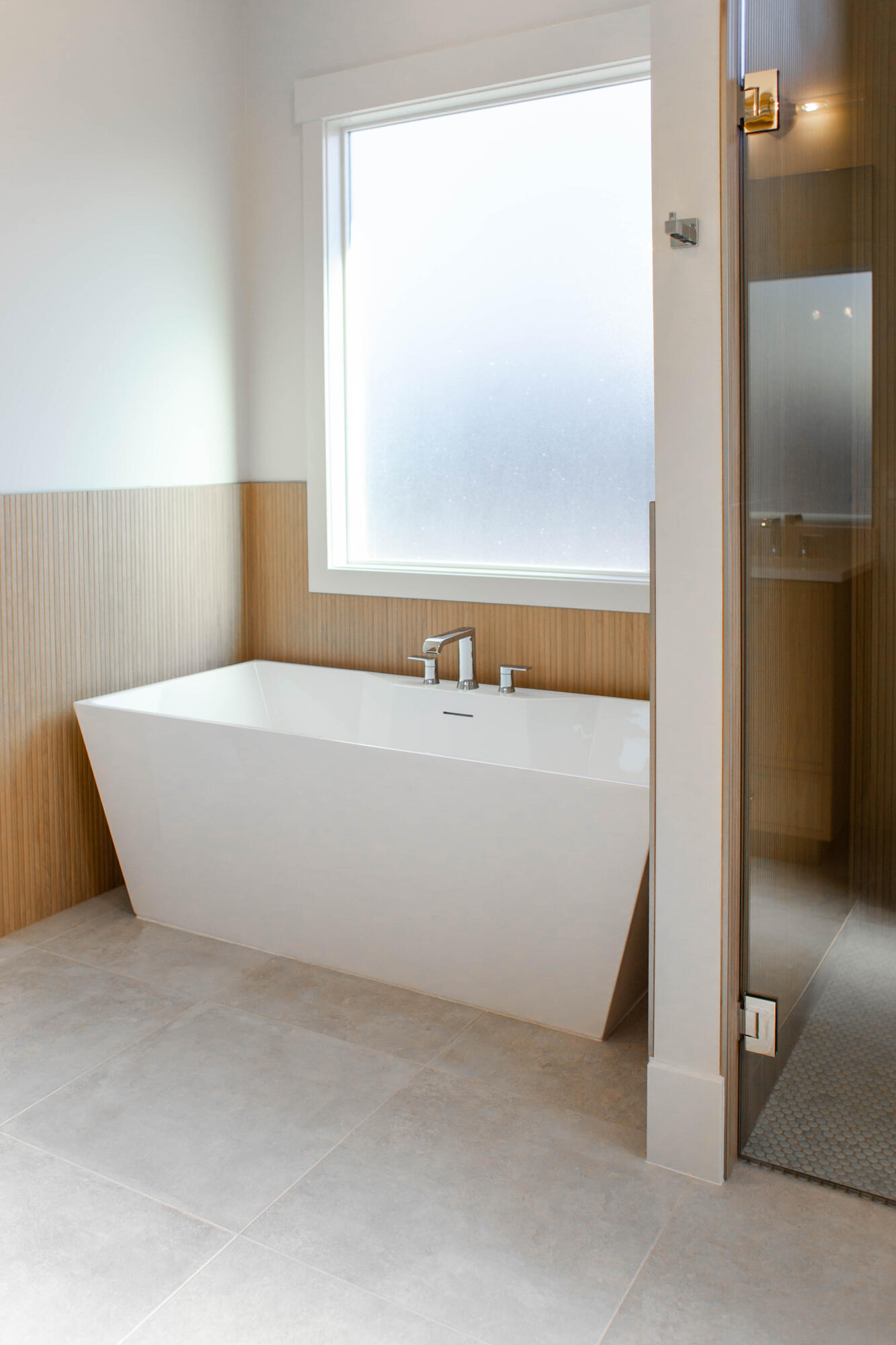 302 E Mayfield Woods LN