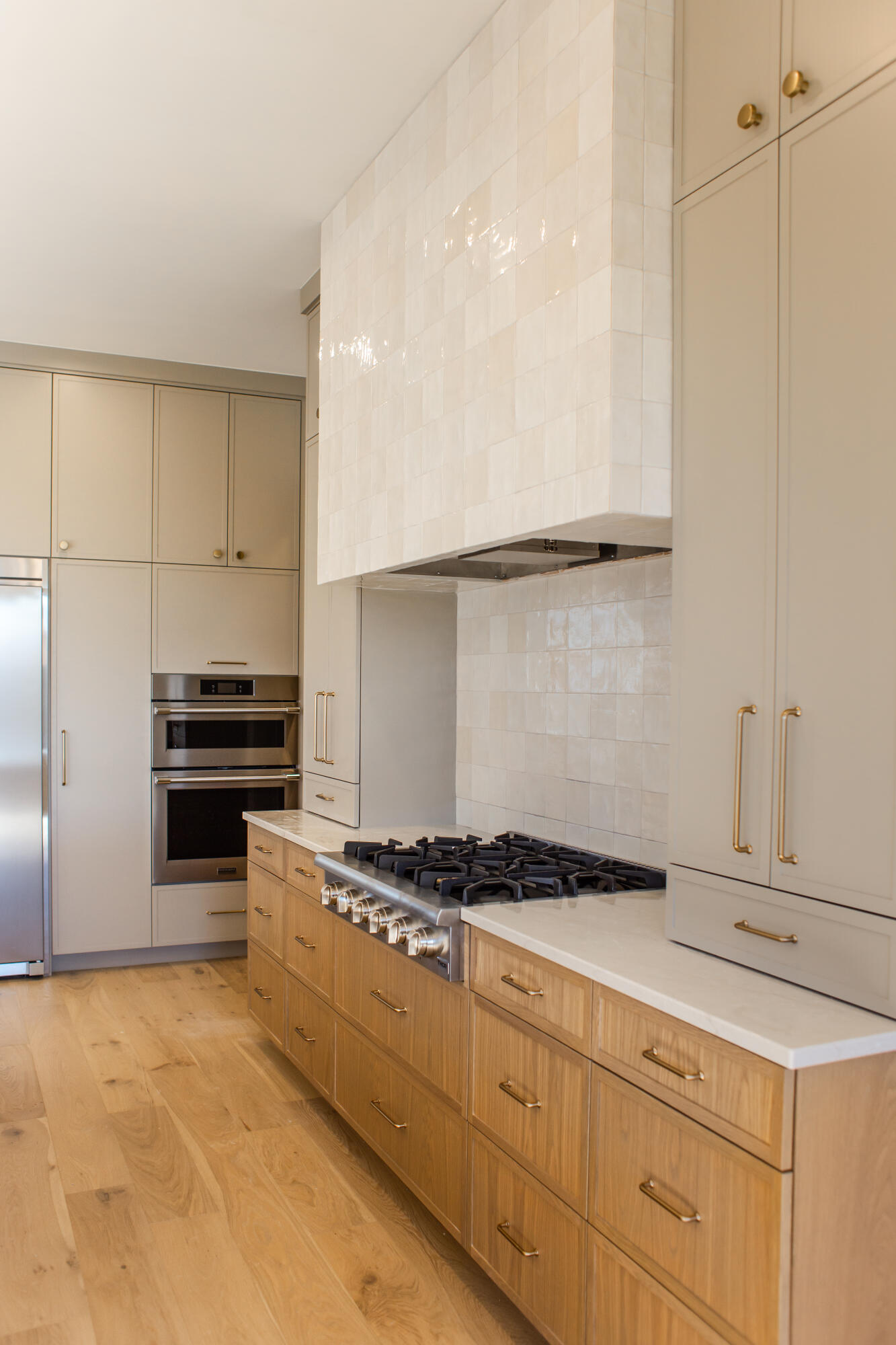 302 E Mayfield Woods LN