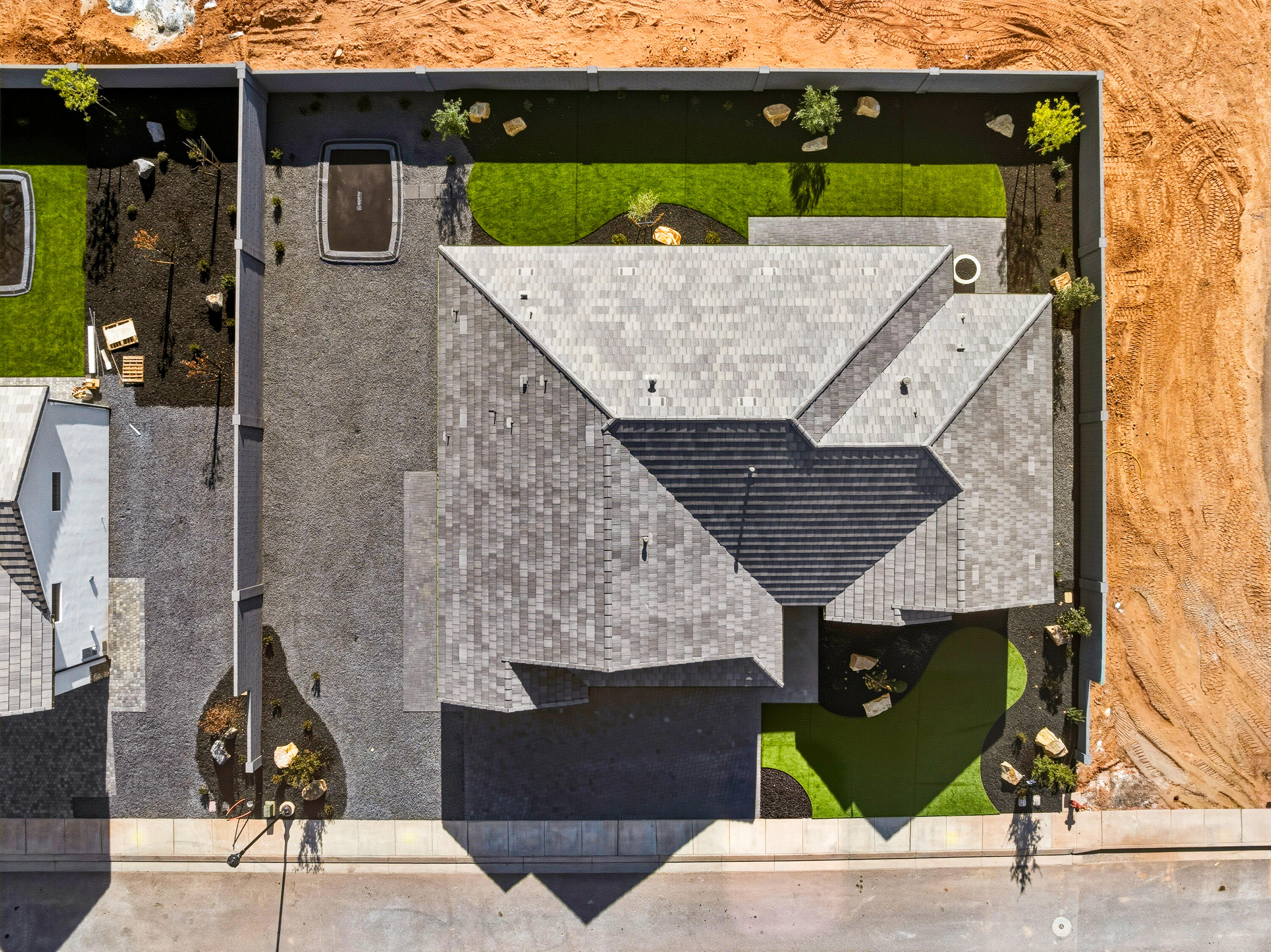 302 E Mayfield Woods LN