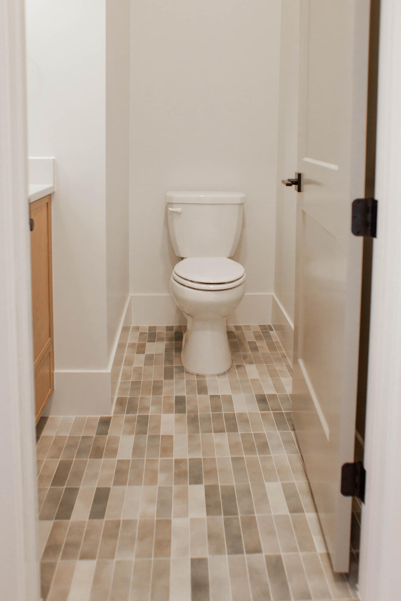 302 E Mayfield Woods LN