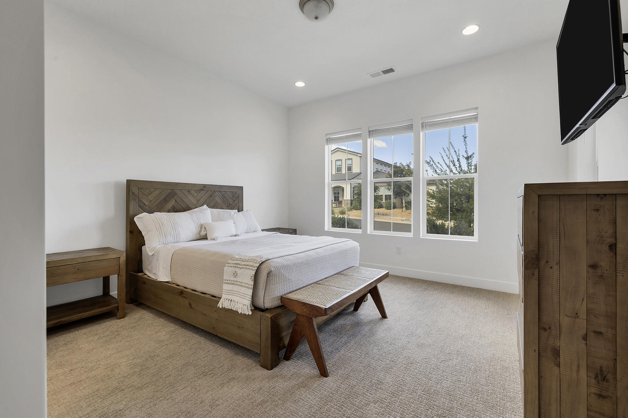 5645 S Adobe Sun DR