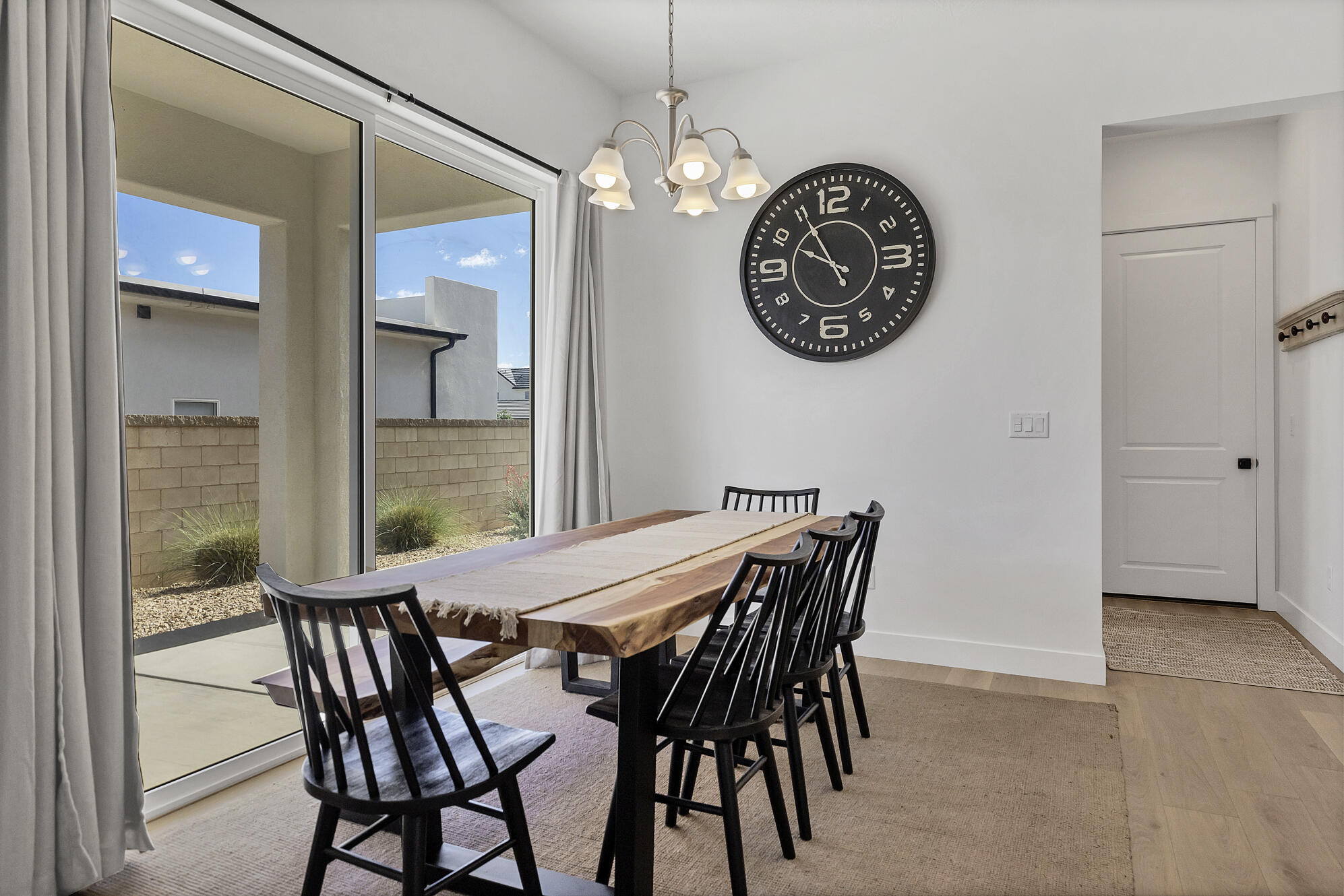 5645 S Adobe Sun DR