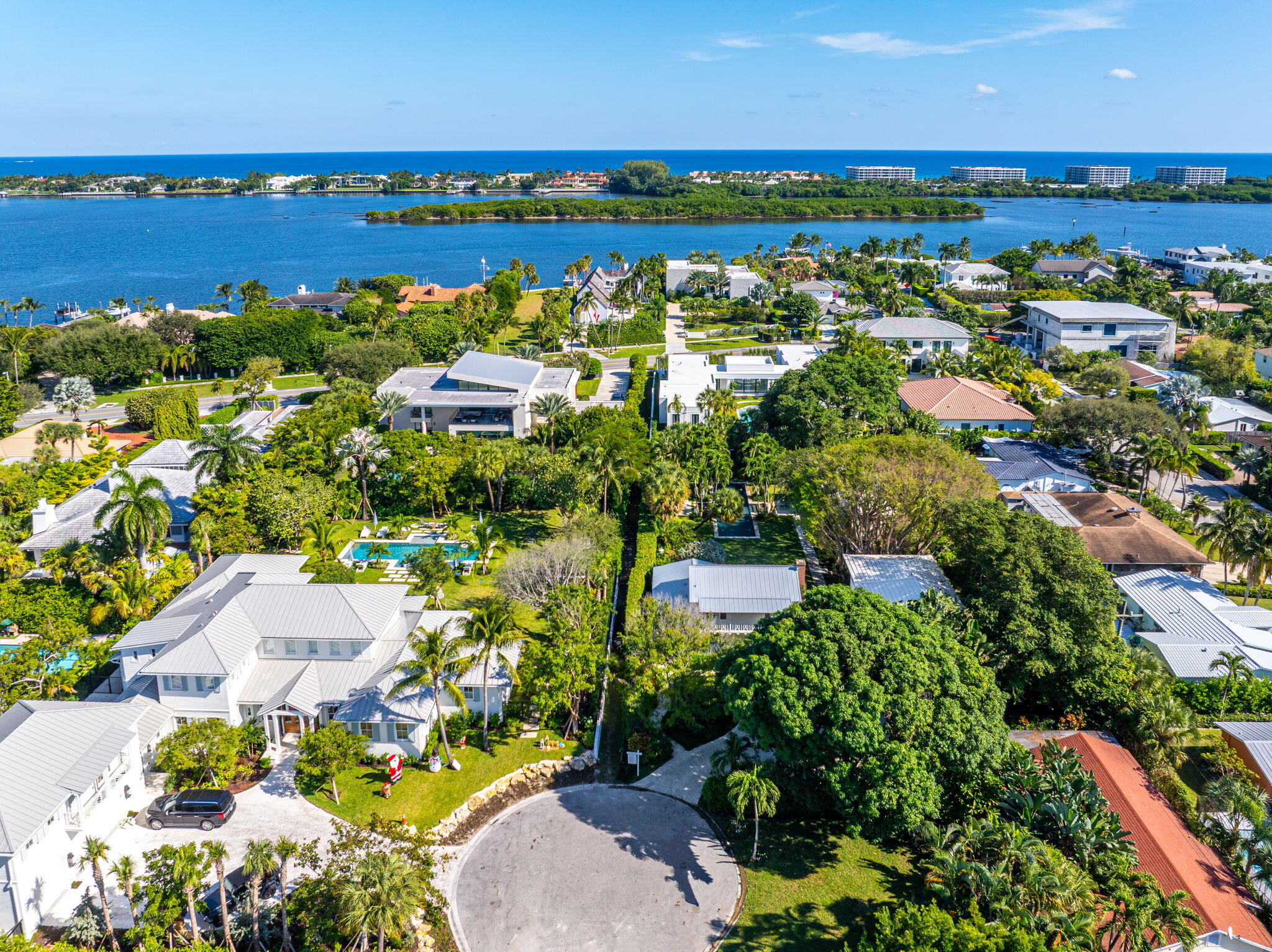 50 Rutland Boulevard