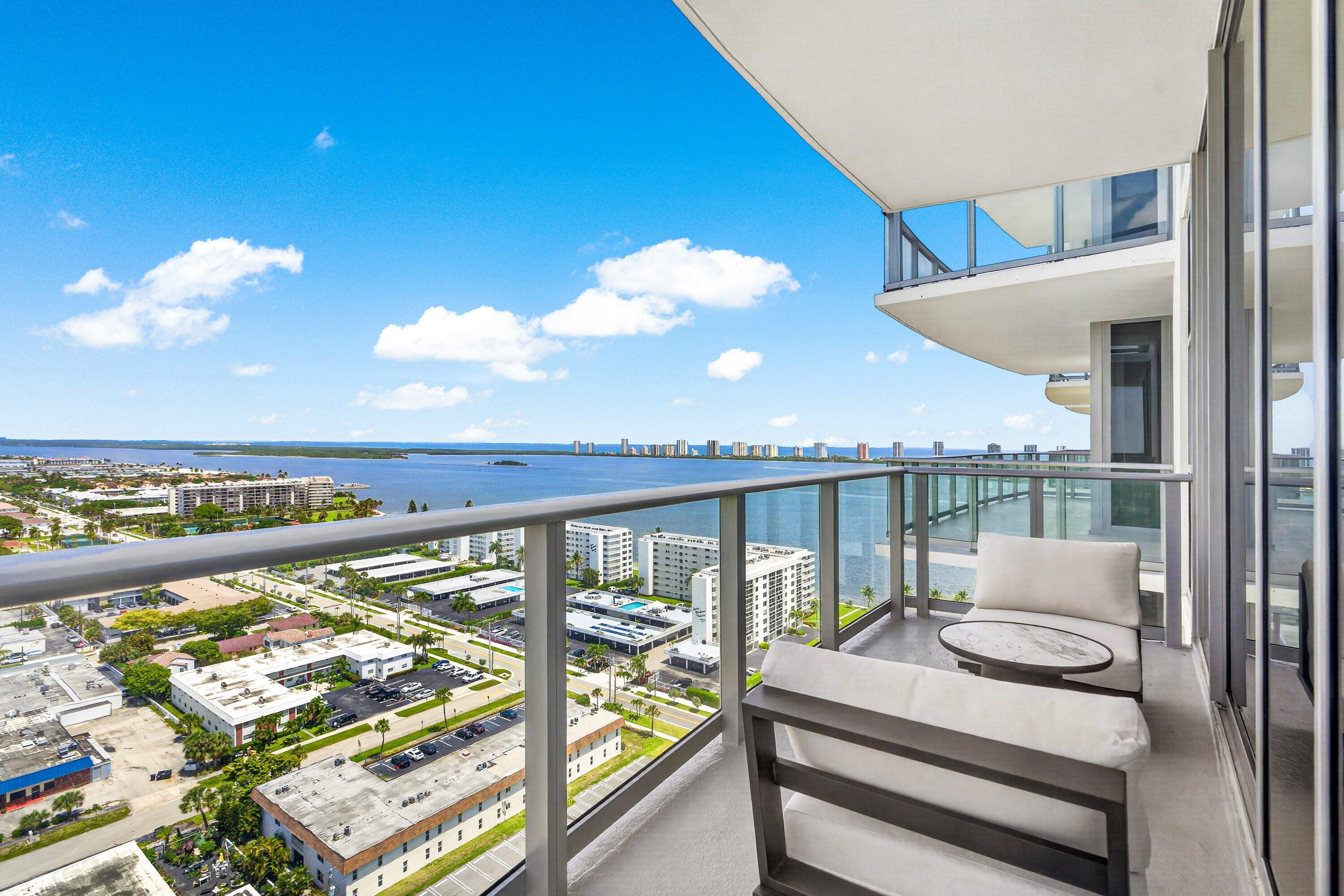 220 Lake Shore Drive 2023