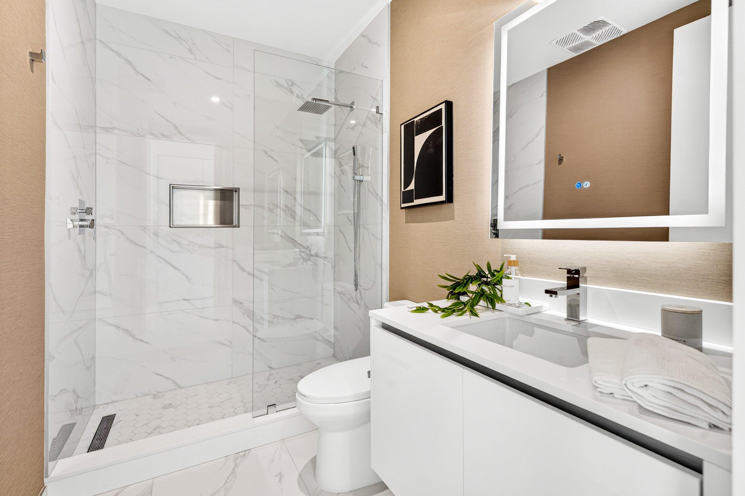 220 Lake Shore Drive 2023