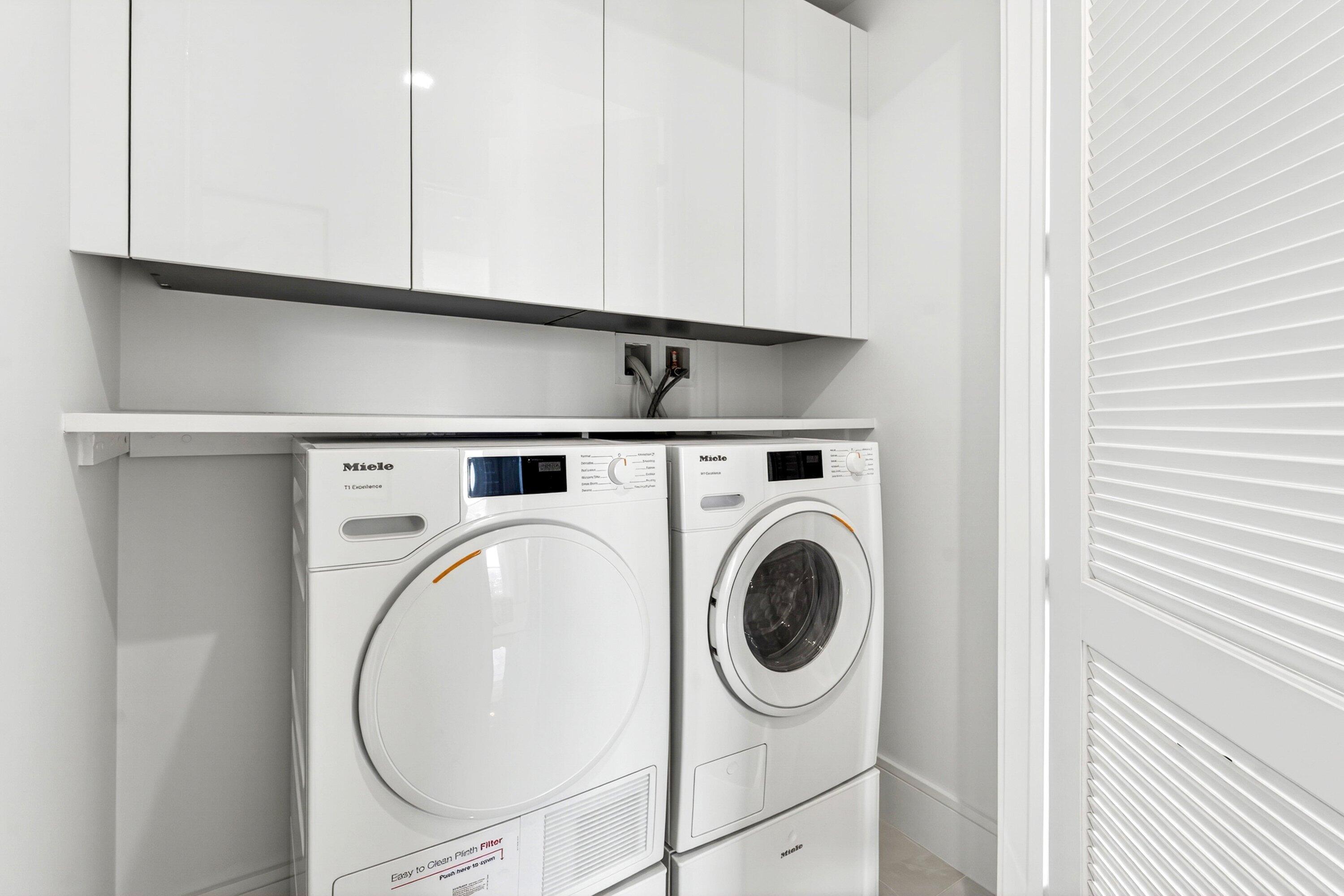 220 Lake Shore Drive 2023