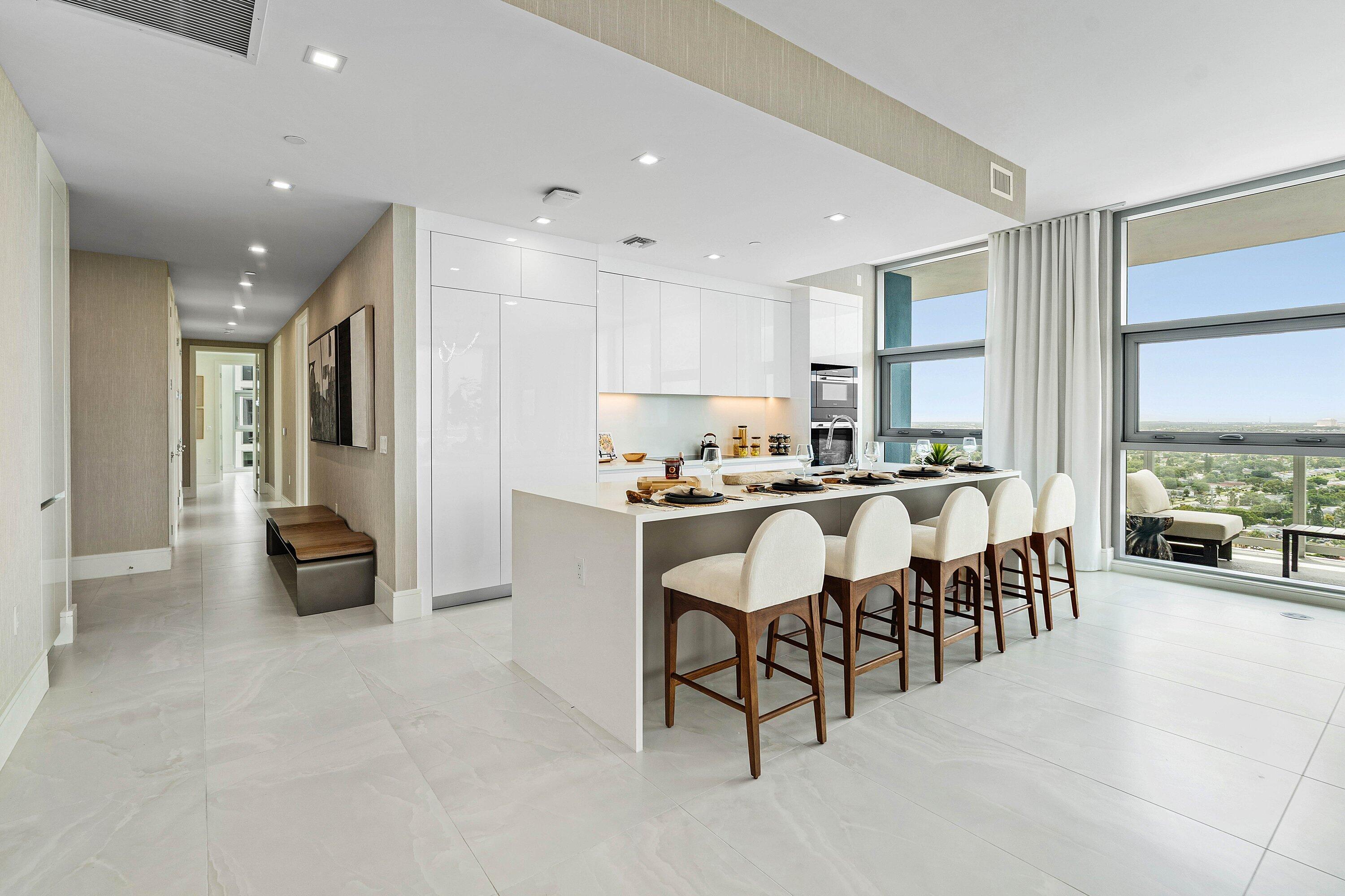 220 Lake Shore Drive 2123